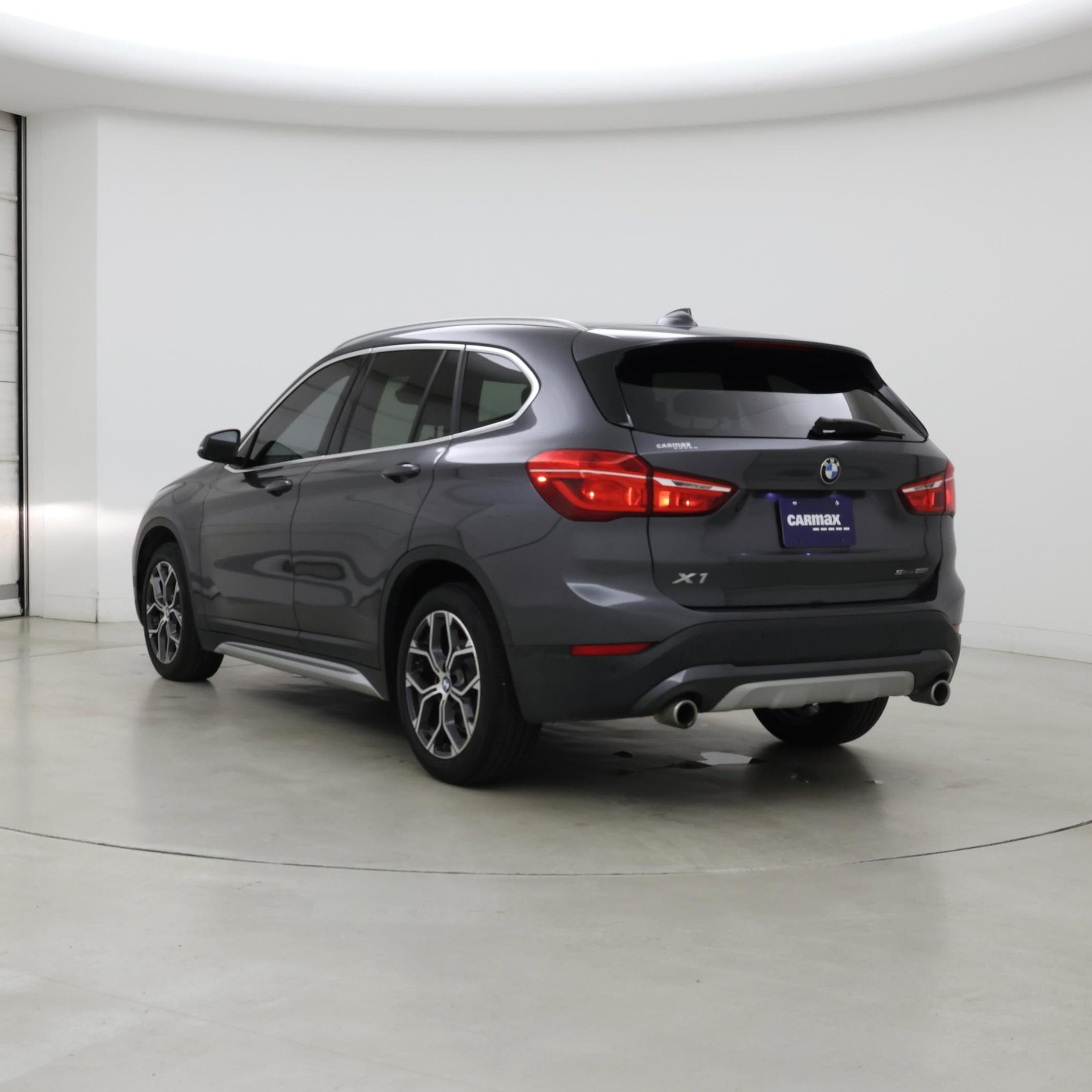 Thumbnail: 2022 BMW X1 - 2