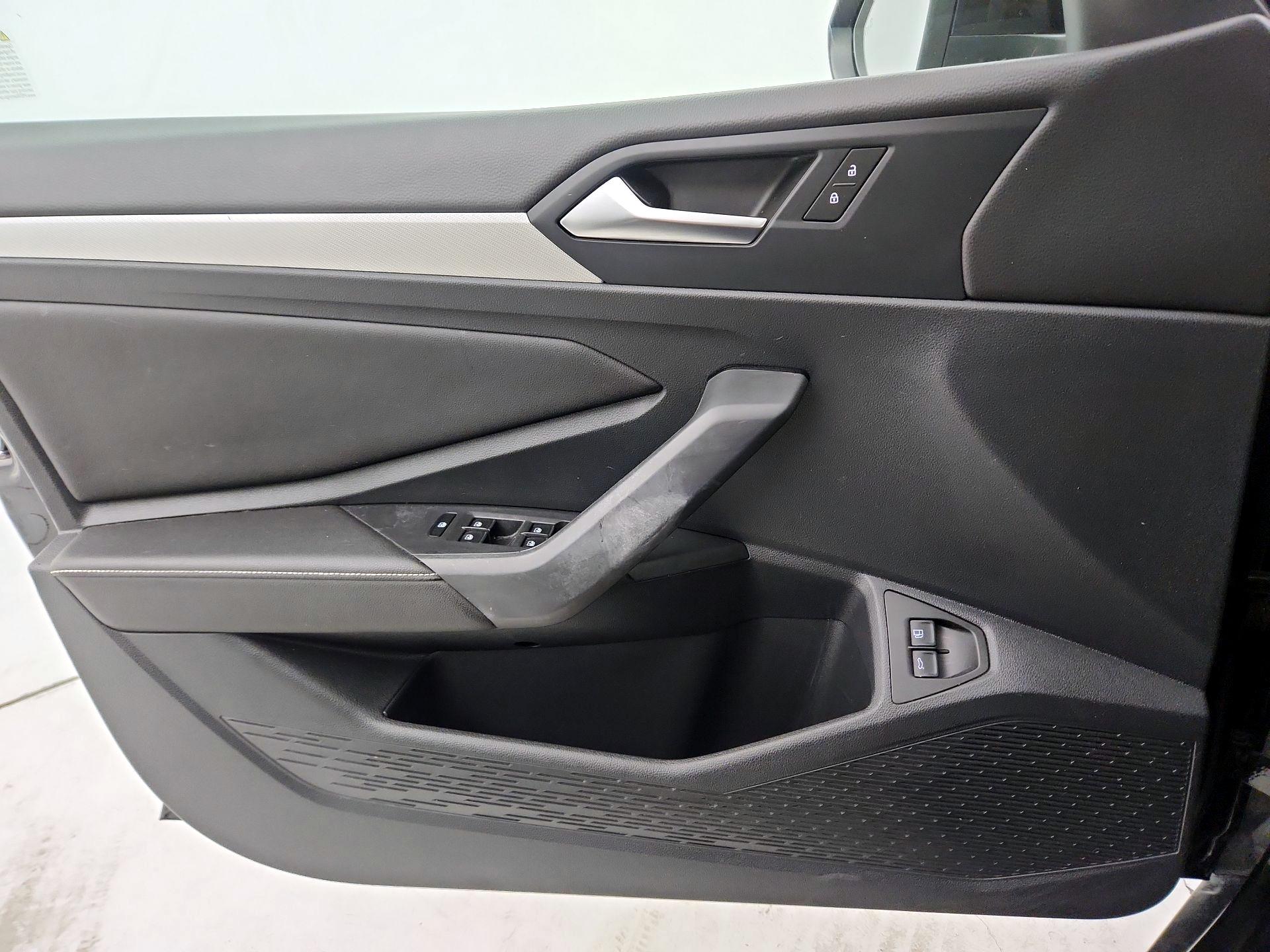 Thumbnail: 2024 Volkswagen Jetta - 12
