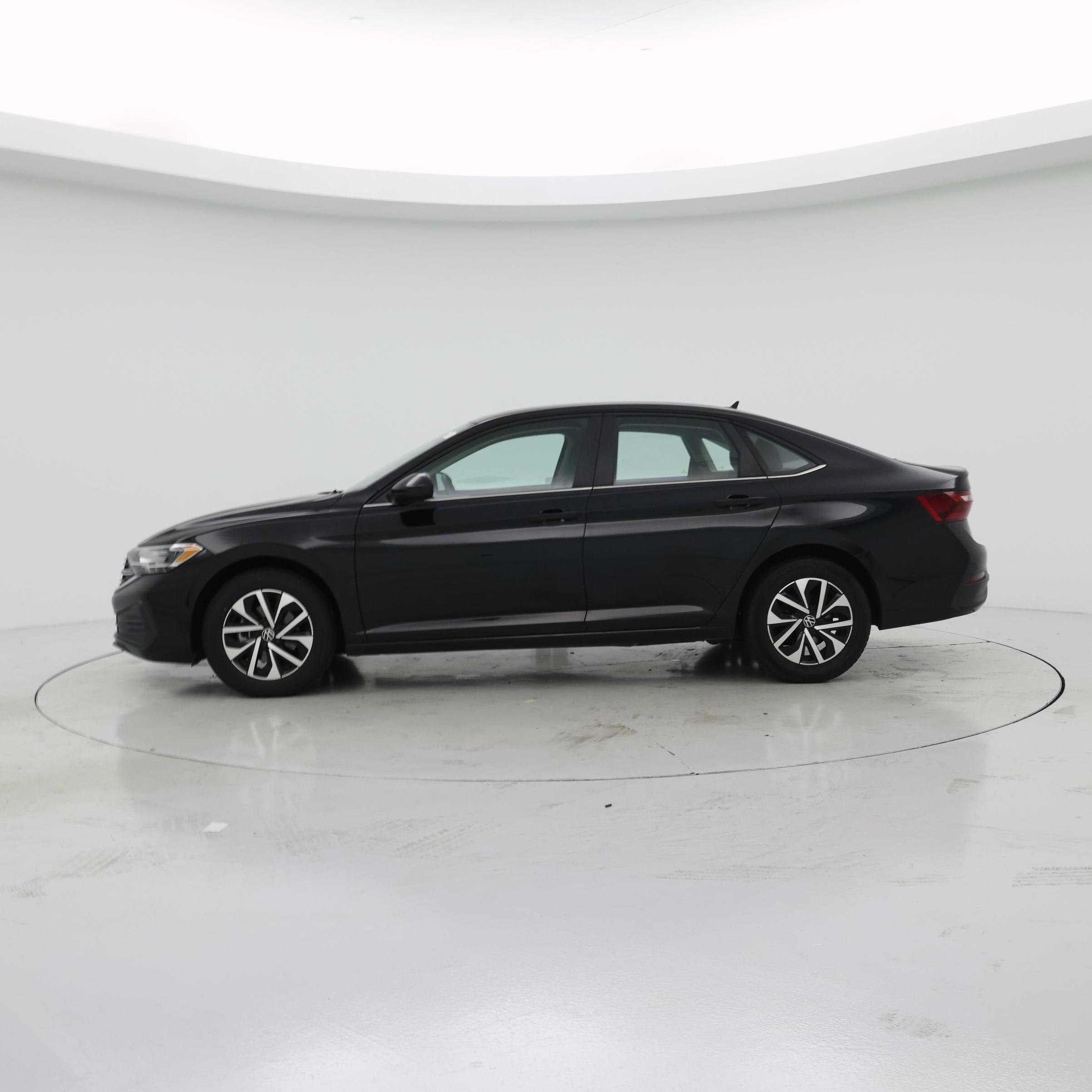 Thumbnail: 2024 Volkswagen Jetta - 3