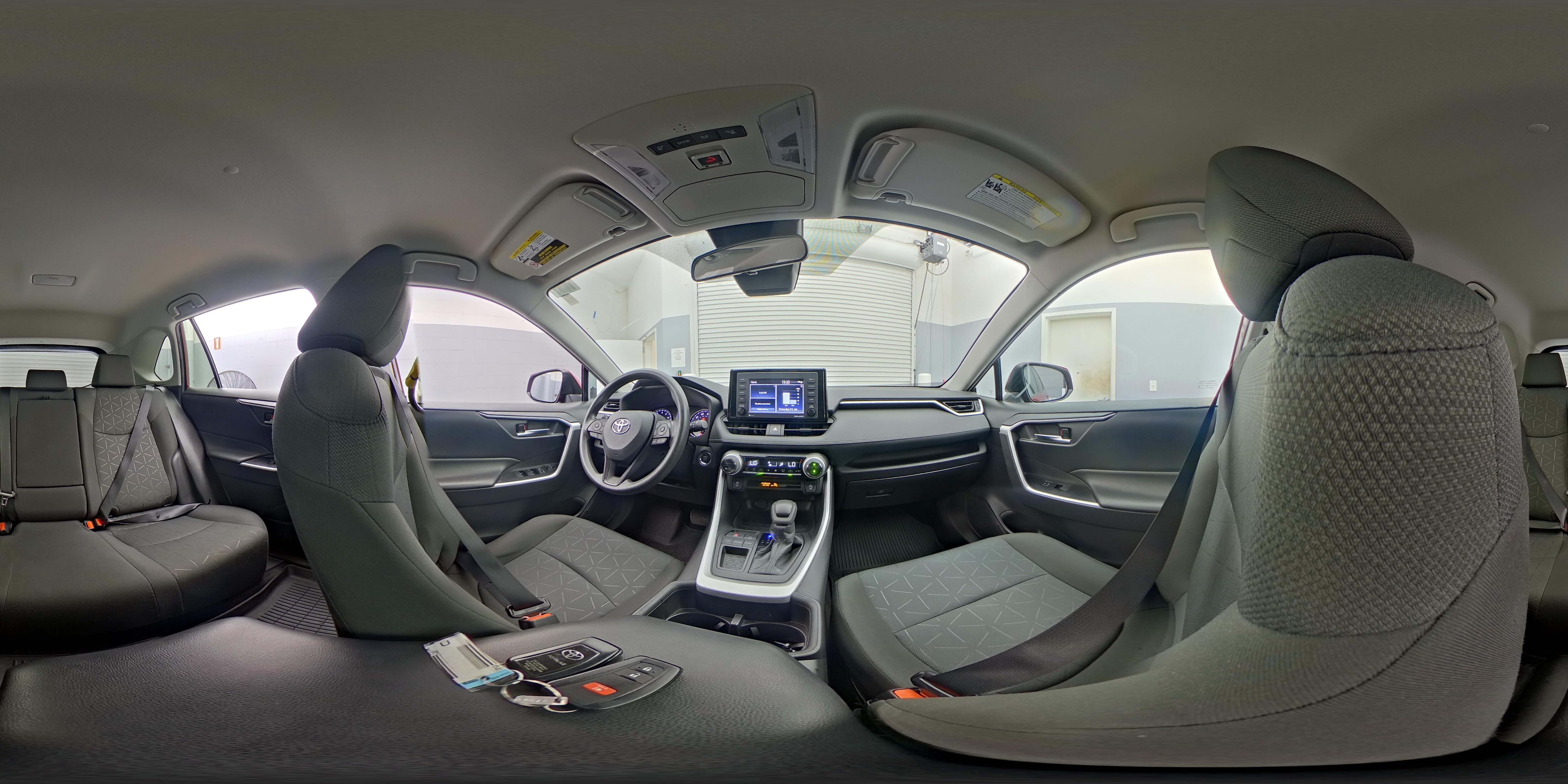2022 Toyota RAV4 XLE - Photo 24