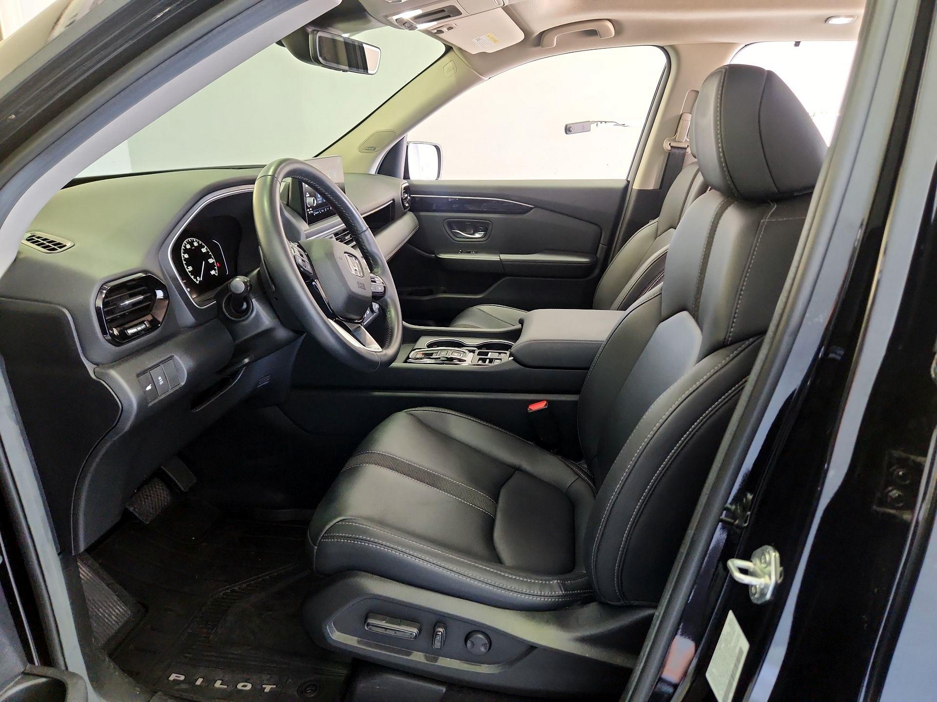 Thumbnail: 2025 Honda Pilot - 11