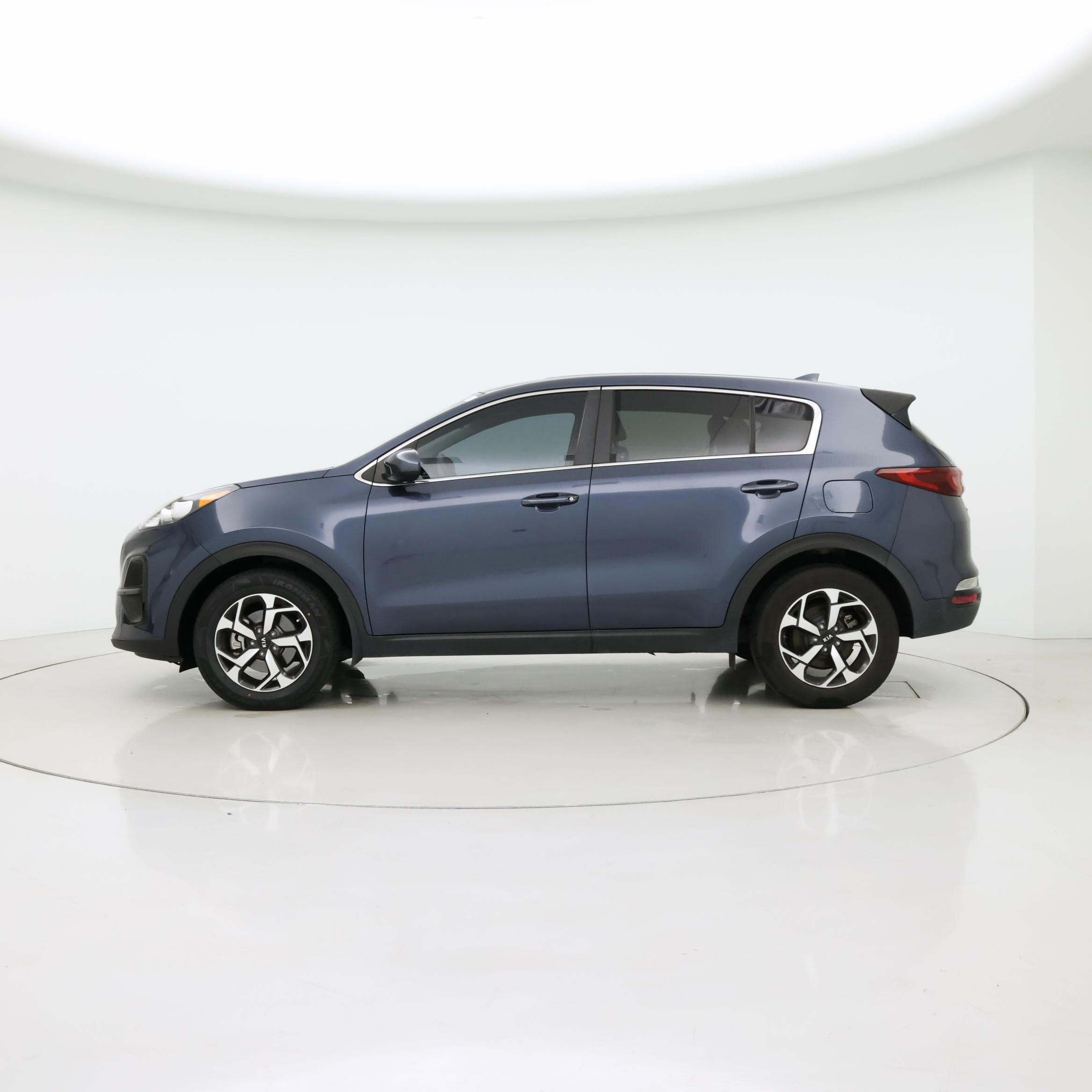 Thumbnail: 2021 Kia Sportage - 3