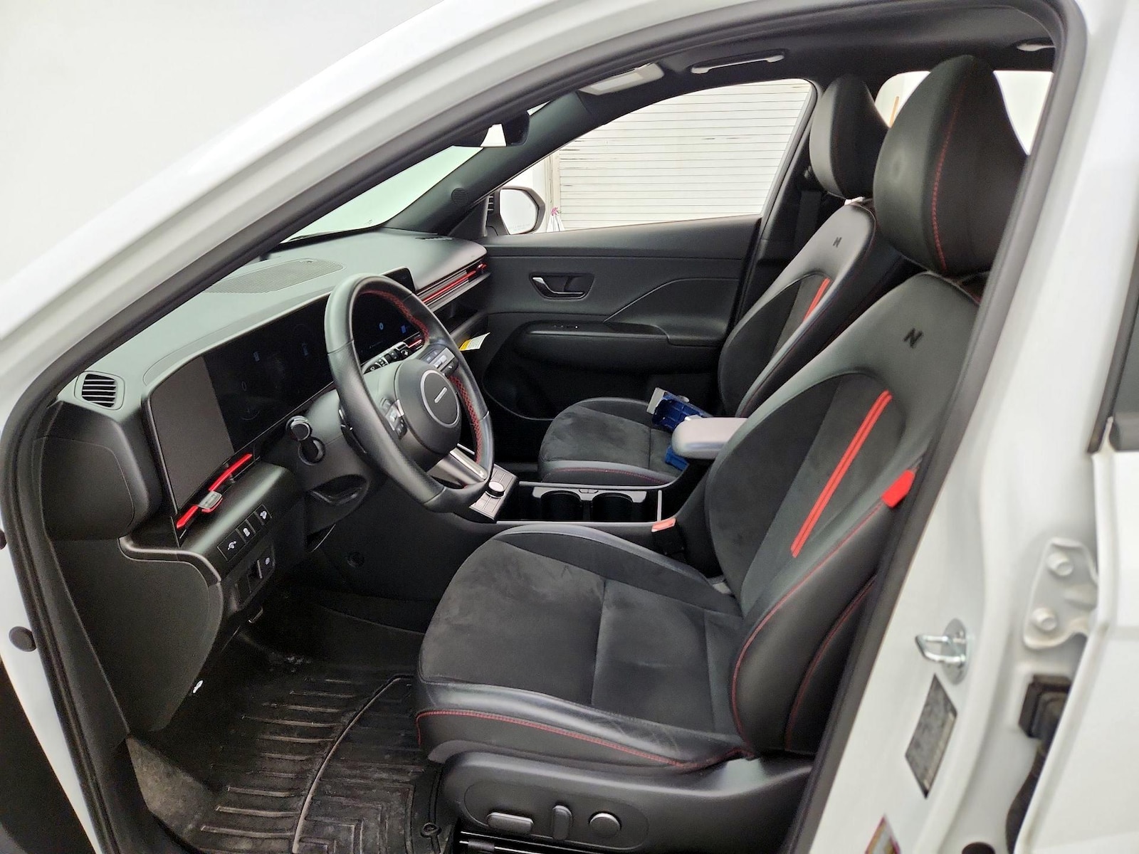 2024 Hyundai Kona N Line - Photo 12