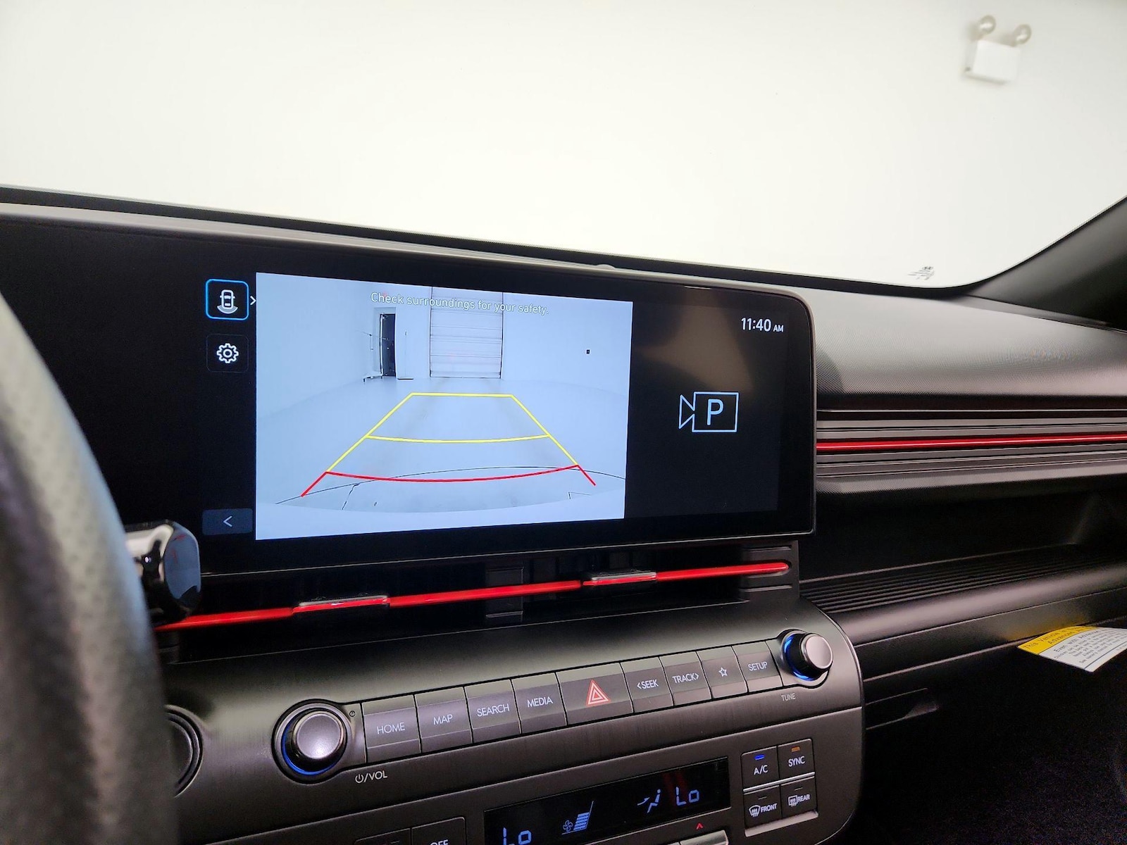 2024 Hyundai Kona N Line - Photo 16