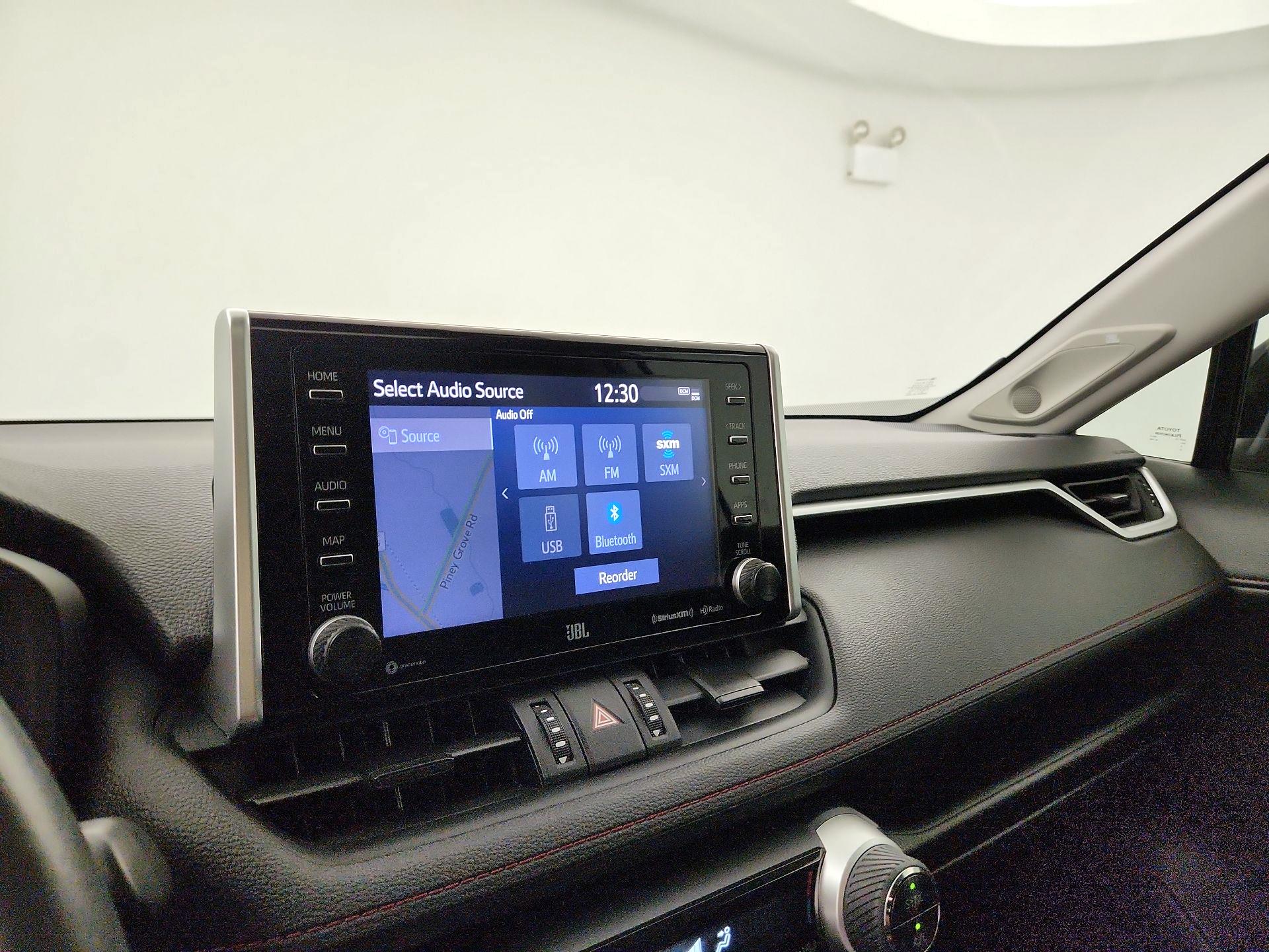 Thumbnail: 2020 Toyota RAV4 - 16