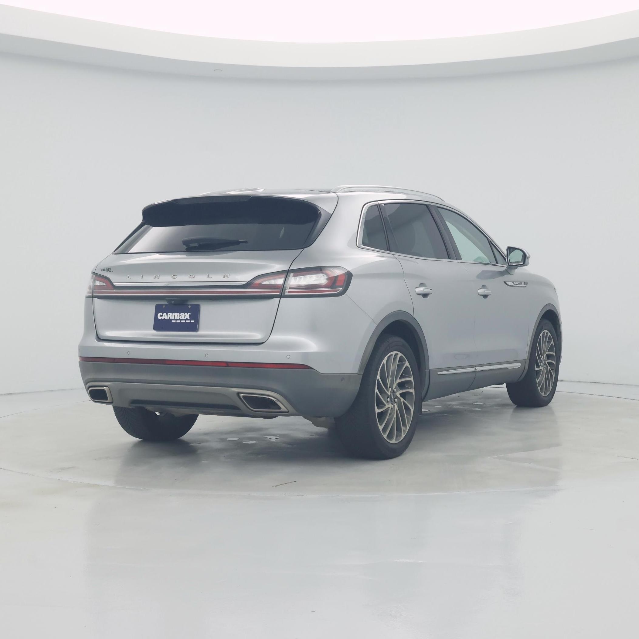 Thumbnail: 2020 Lincoln Nautilus - 8