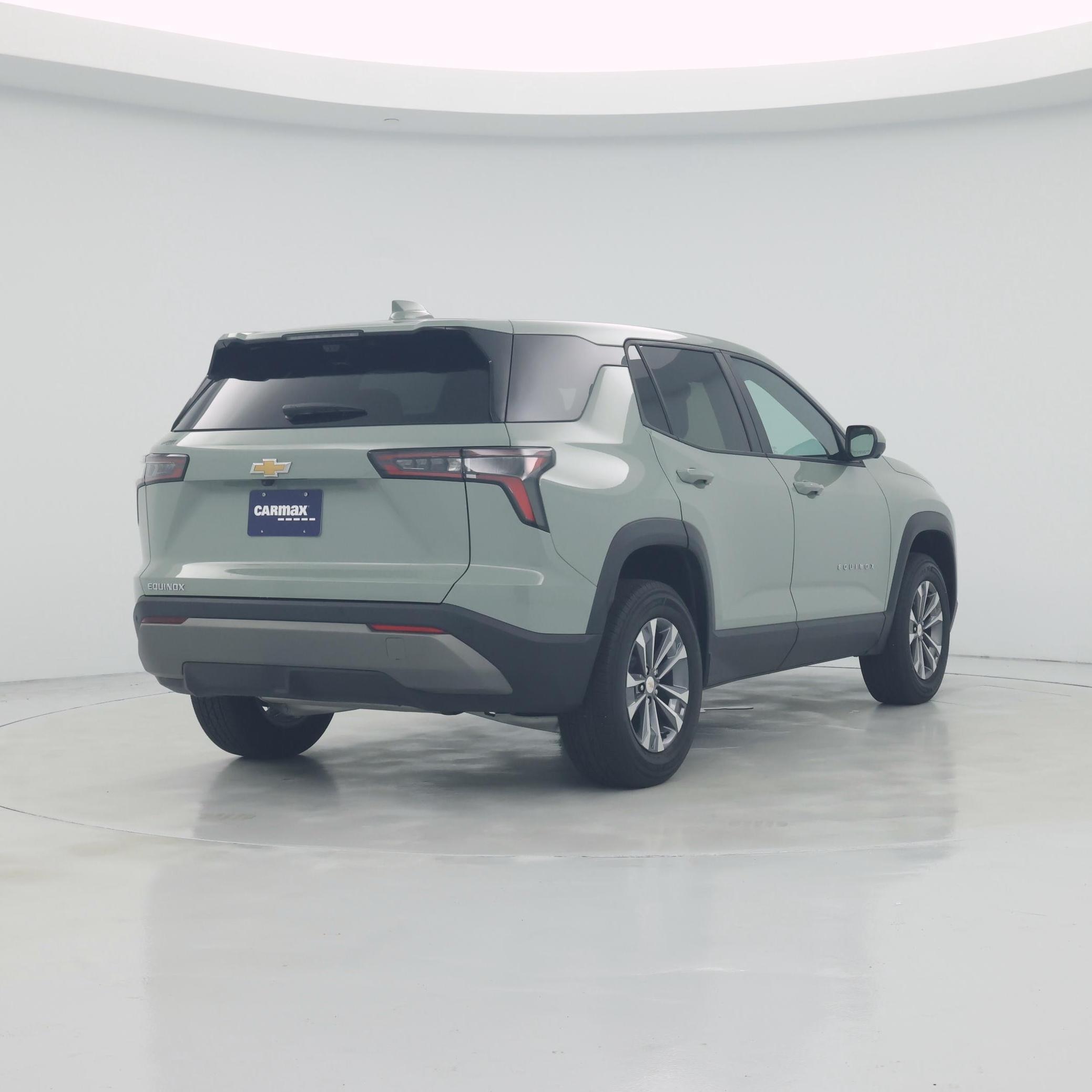 Thumbnail: 2026 Chevrolet Equinox - 8