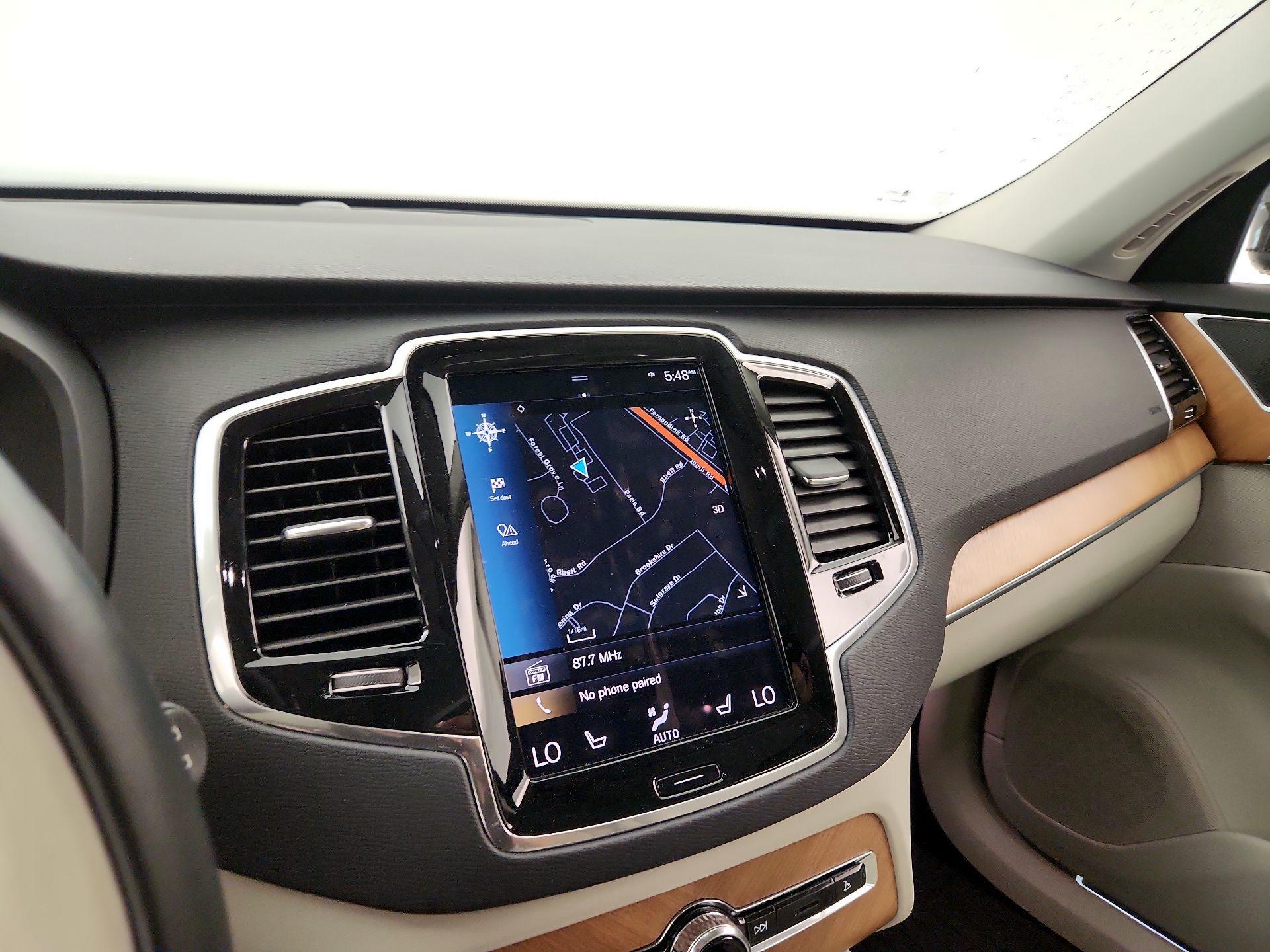 Thumbnail: 2022 Volvo XC90 - 14