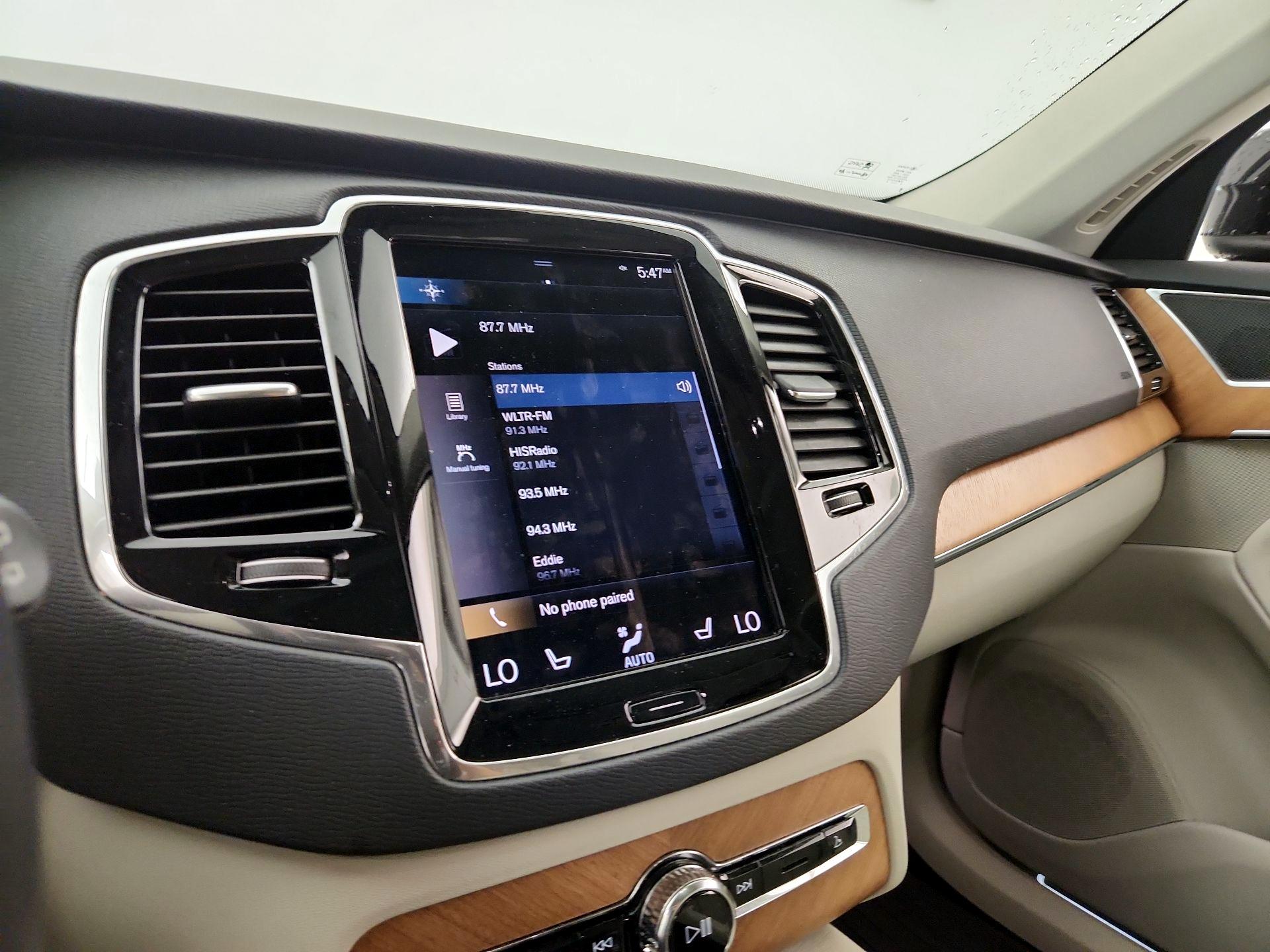 Thumbnail: 2022 Volvo XC90 - 16