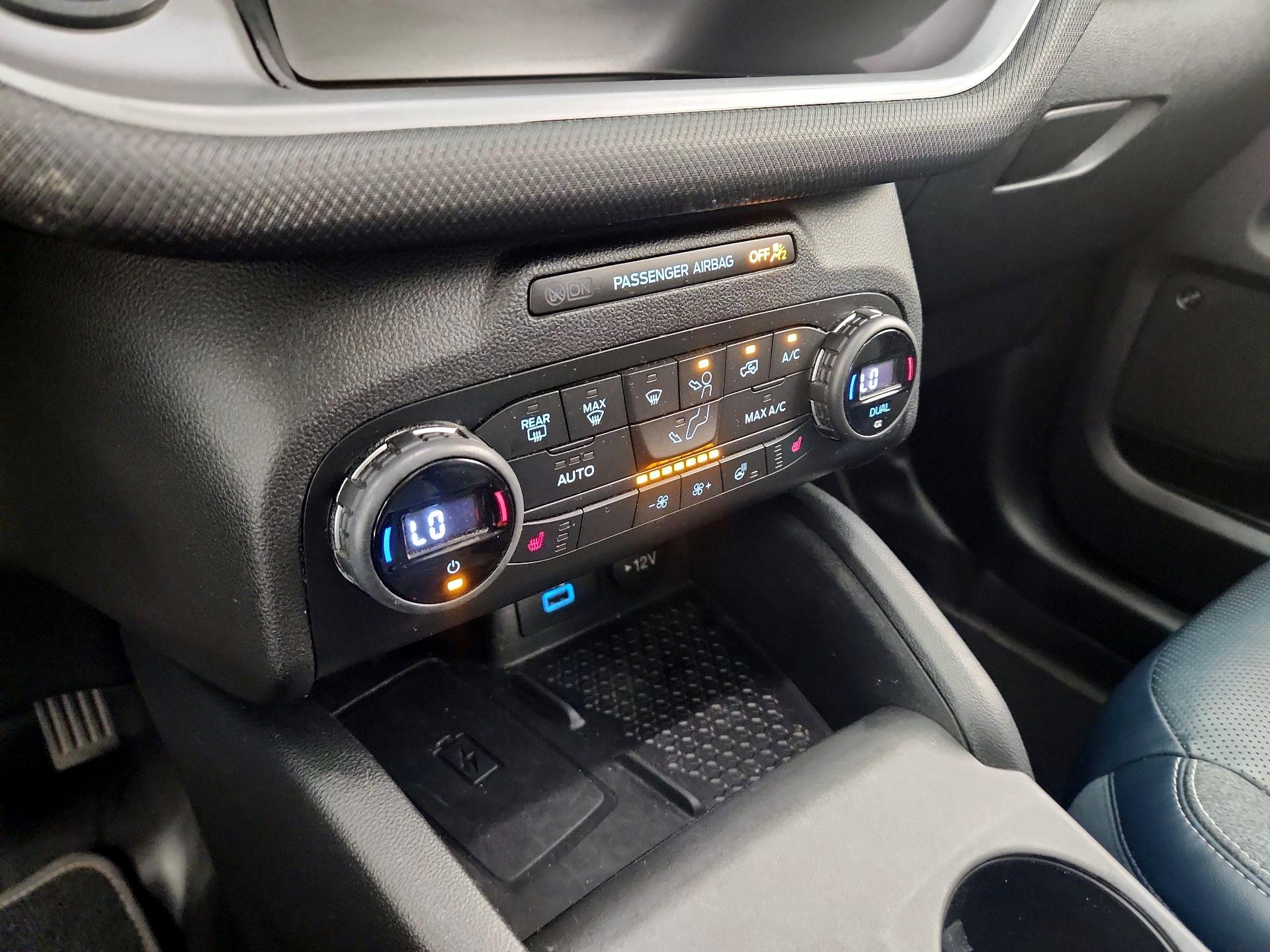 Thumbnail: 2021 Ford Bronco Sport - 16