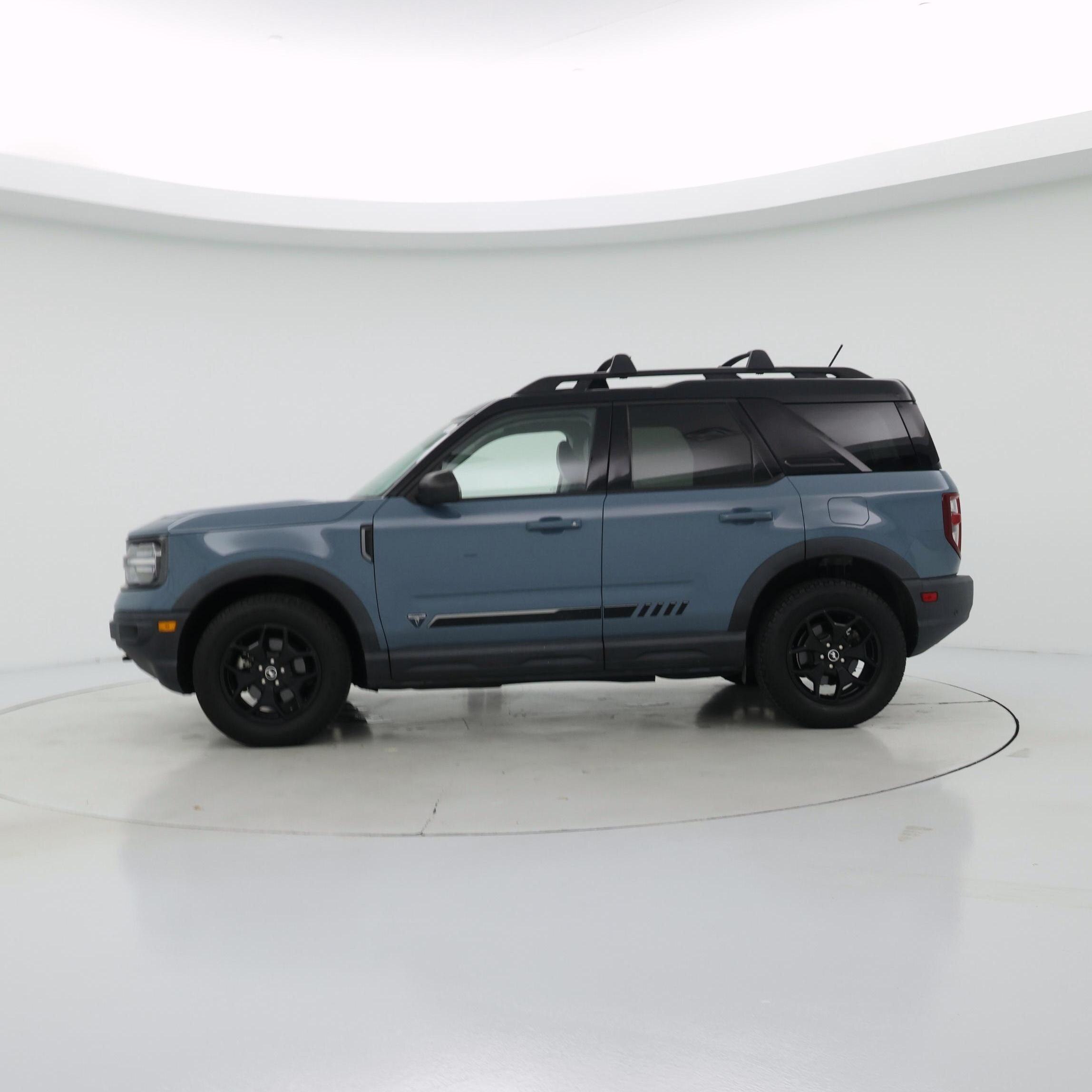 Thumbnail: 2021 Ford Bronco Sport - 3