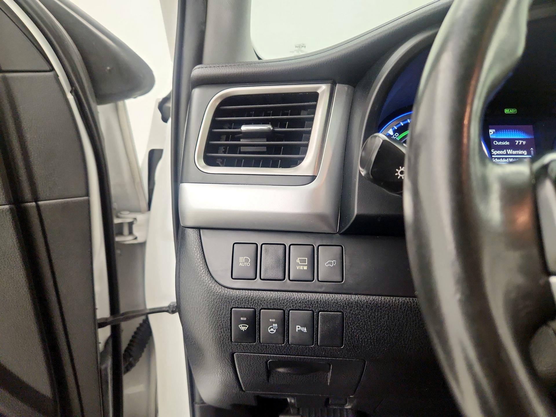 Thumbnail: 2019 Toyota Highlander - 13