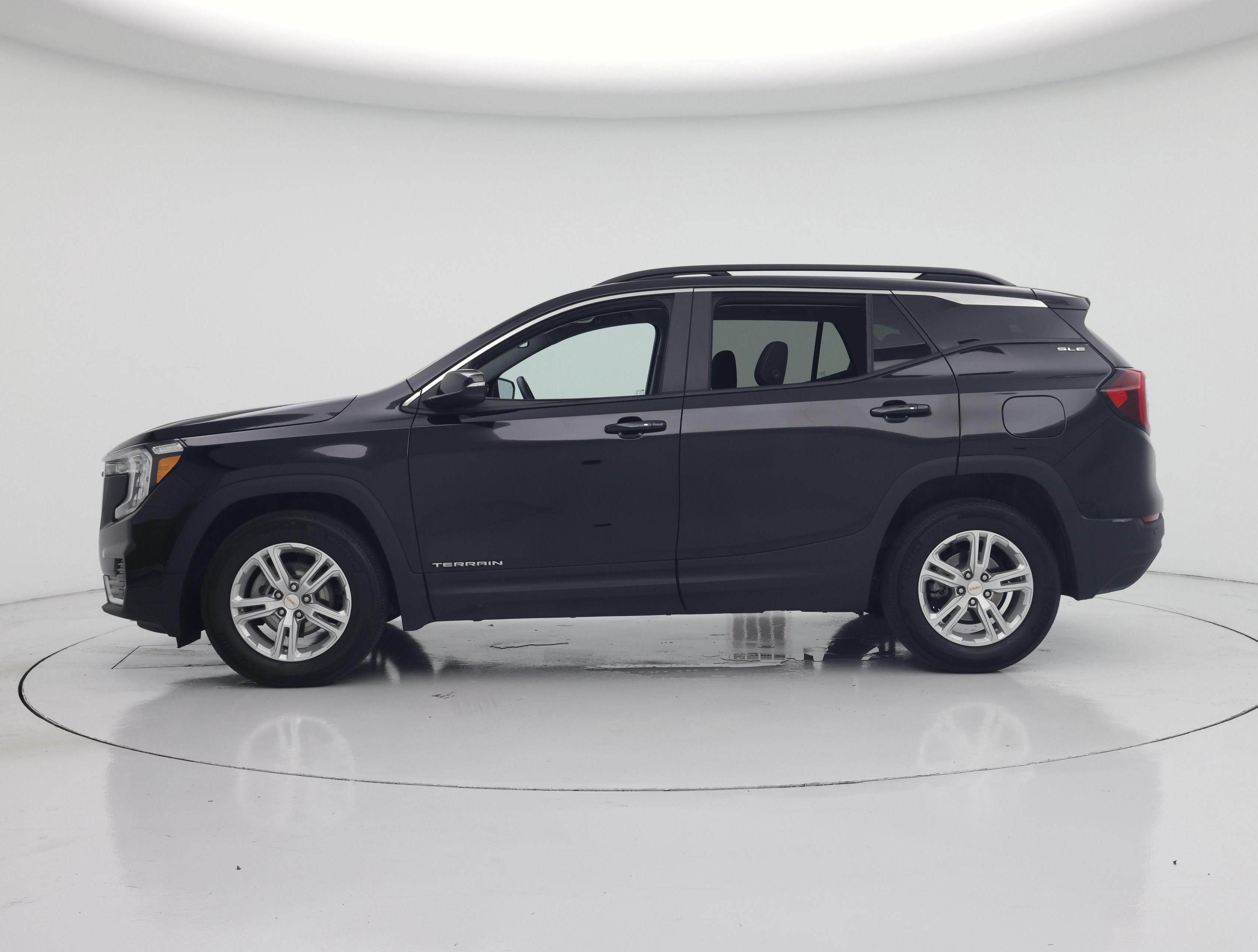 Thumbnail: 2023 GMC Terrain - 3