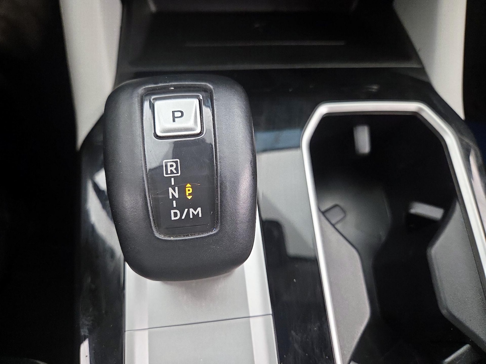 2025 Mitsubishi Outlander SE - Photo 18