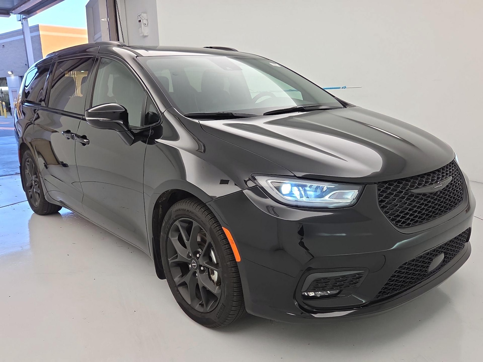 2025 Chrysler Pacifica