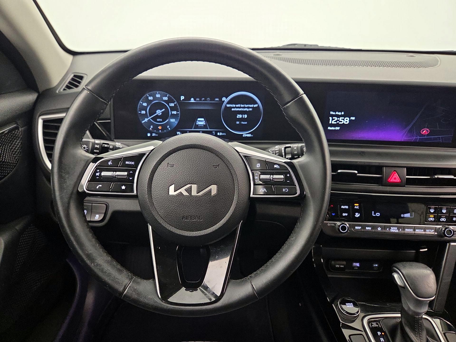 Thumbnail: 2024 Kia Seltos - 10