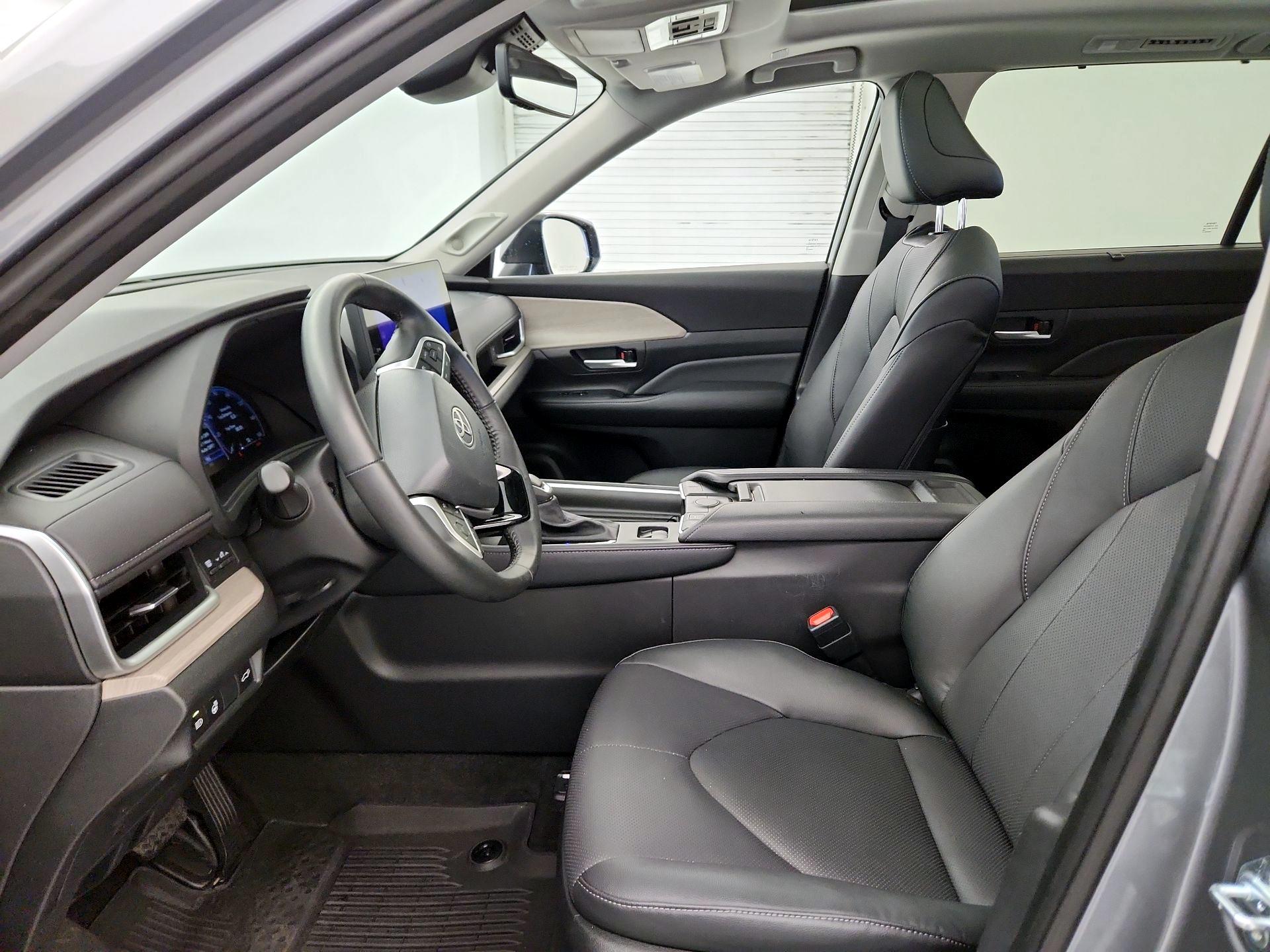 Thumbnail: 2026 Toyota Grand Highlander - 11