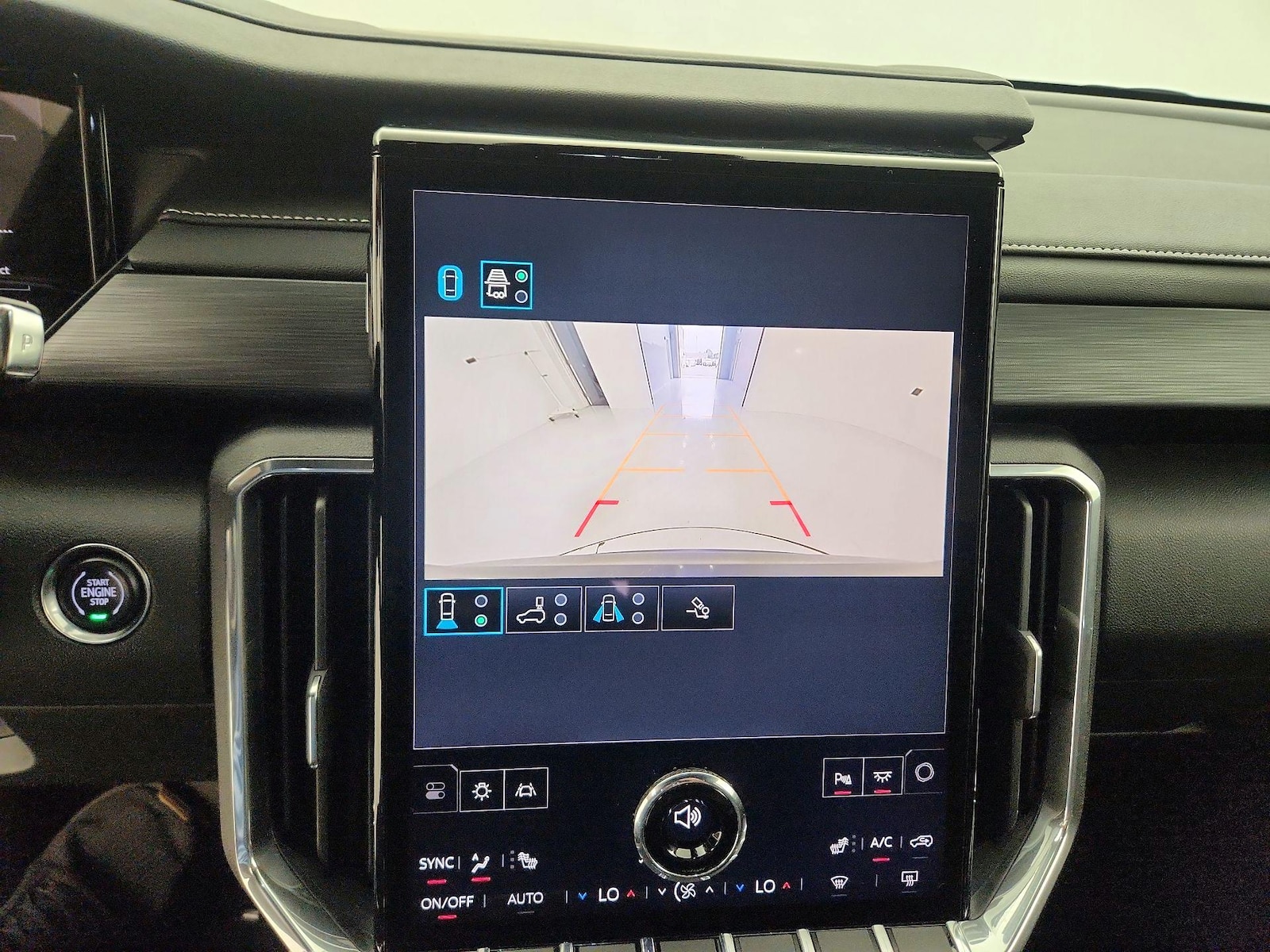 2025 GMC Acadia Elevation - Photo 14