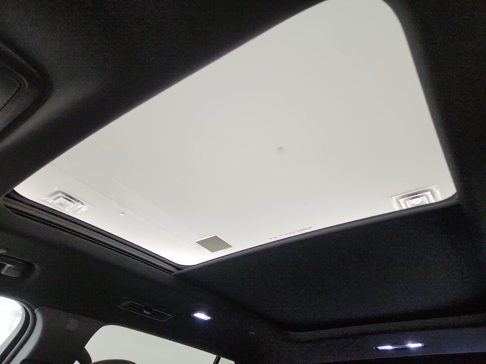 2025 GMC Acadia Elevation - Photo 19