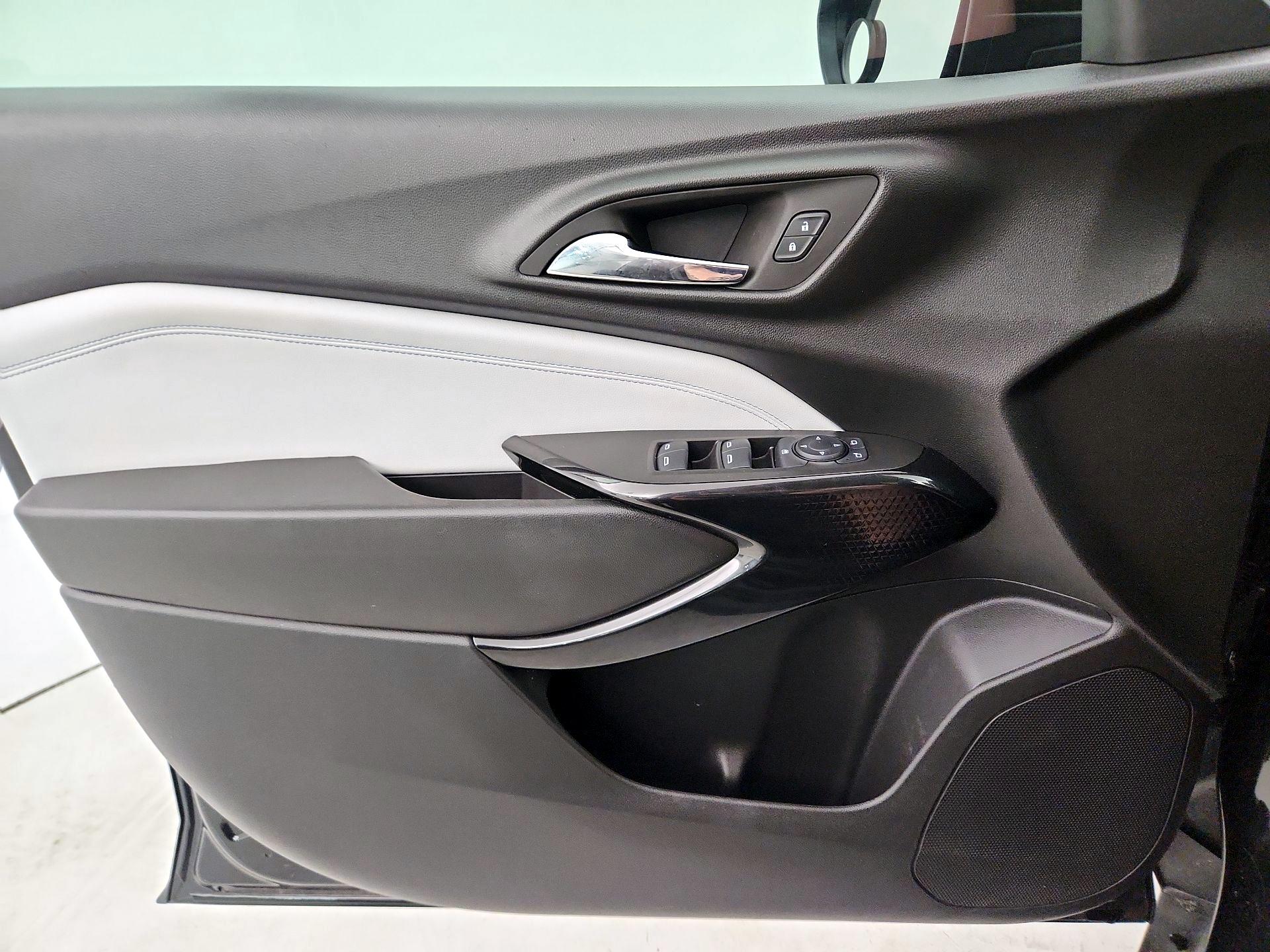 Thumbnail: 2024 Chevrolet Trax - 12