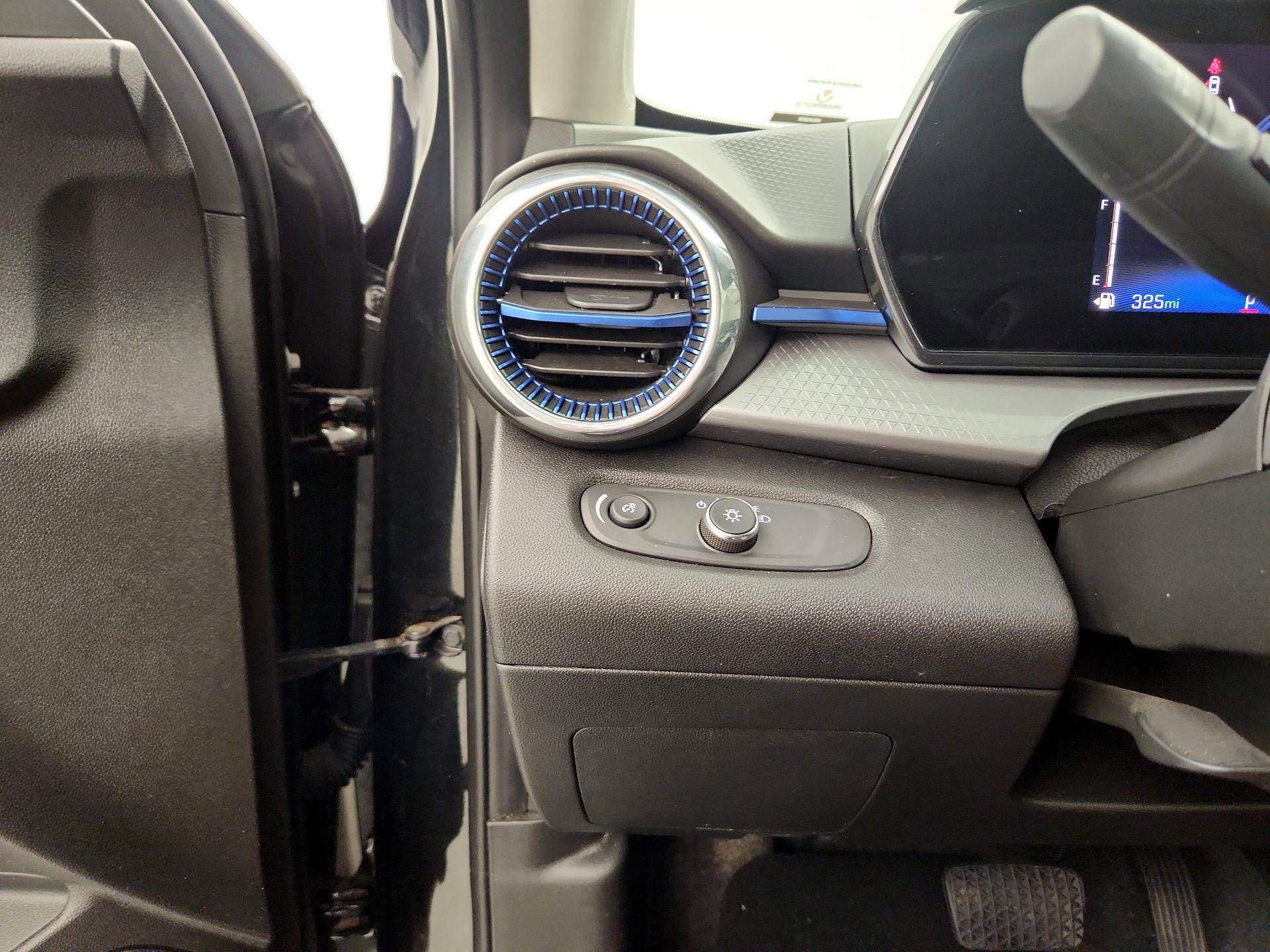 Thumbnail: 2024 Chevrolet Trax - 13
