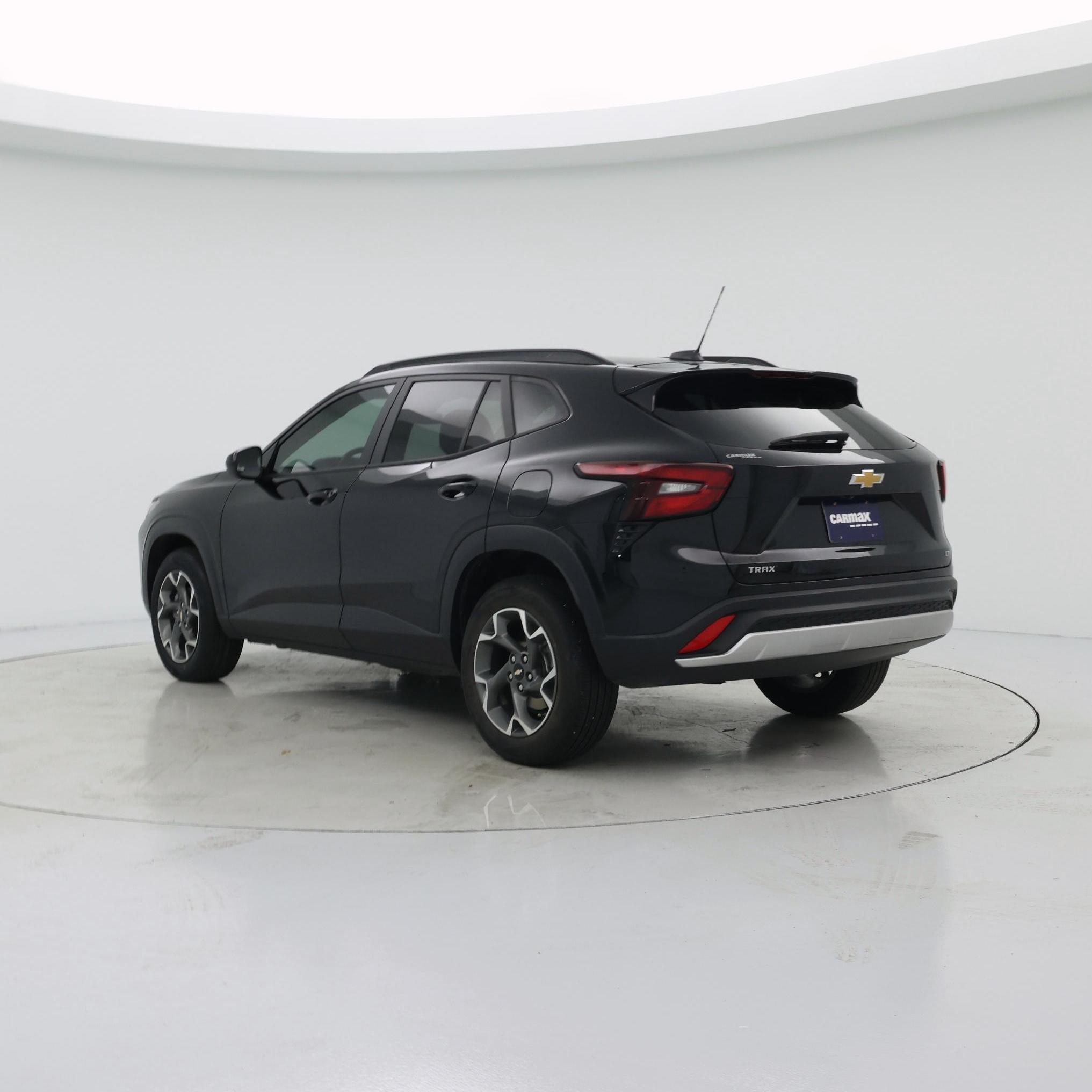 Thumbnail: 2024 Chevrolet Trax - 2