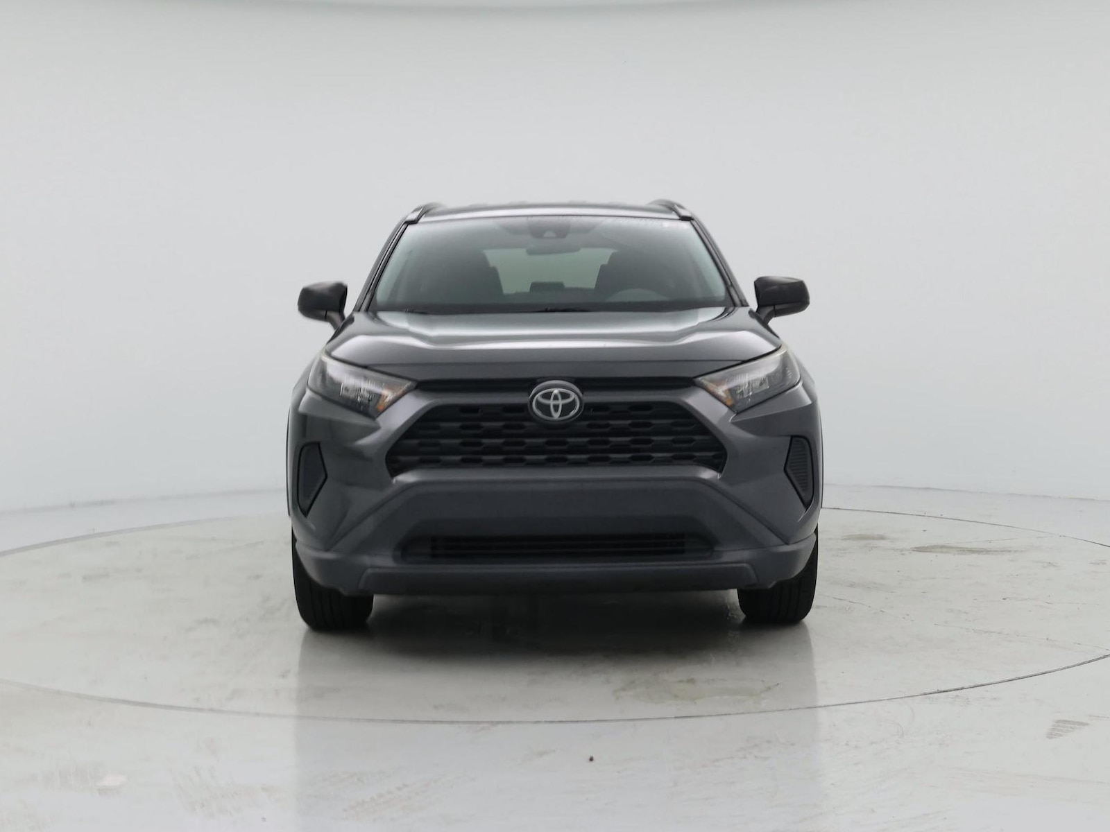 2020 Toyota RAV4 LE - Photo 6