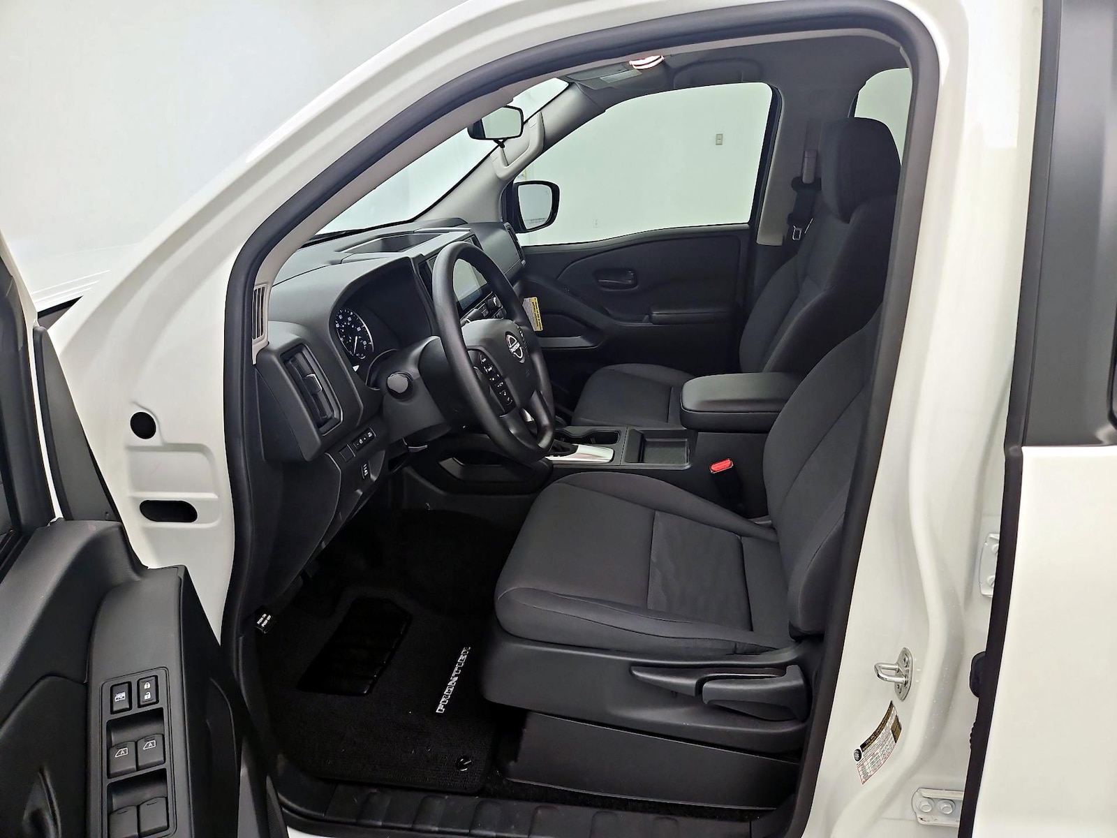 2026 Nissan Frontier S - Photo 12