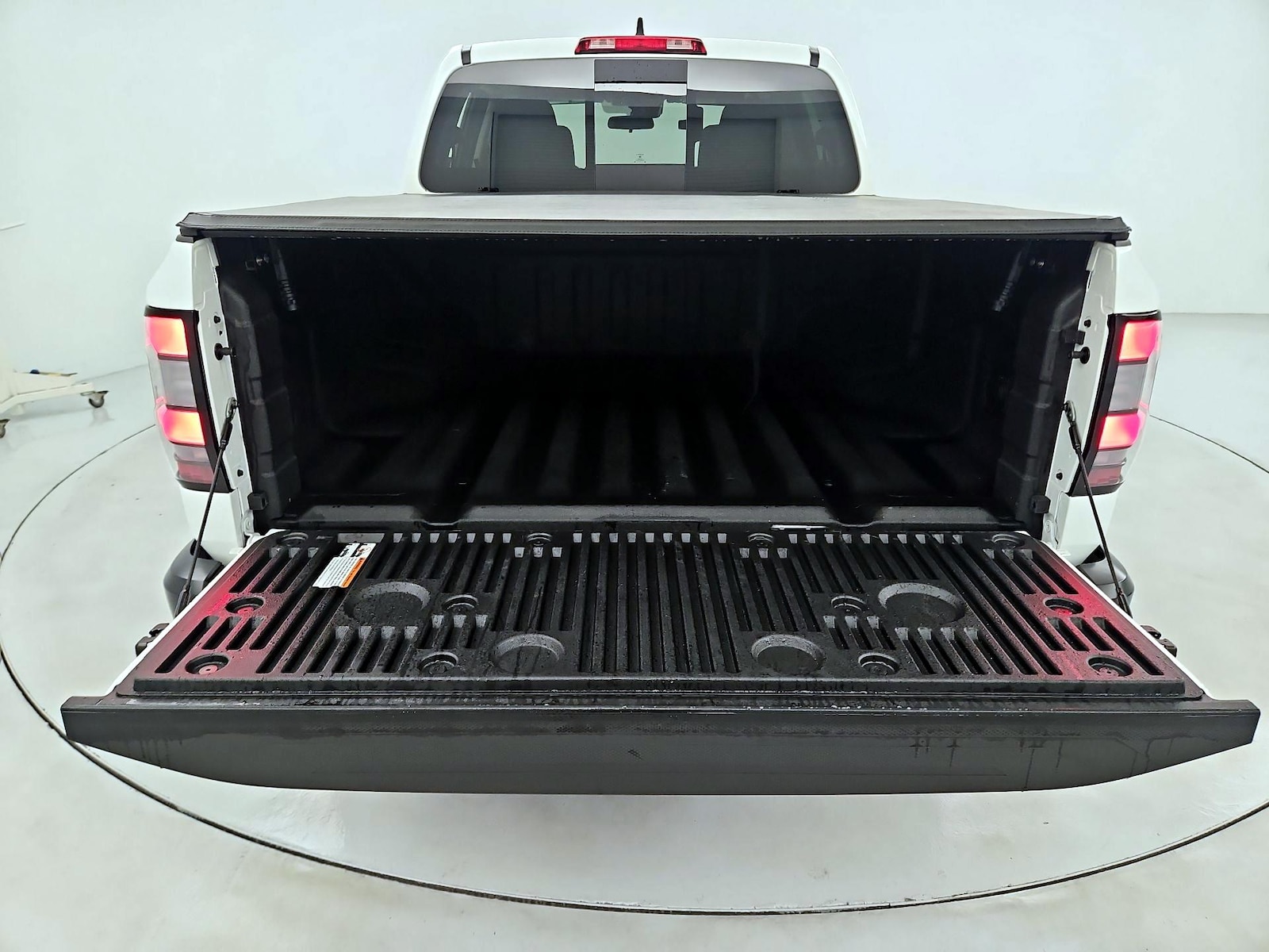 2026 Nissan Frontier S - Photo 21