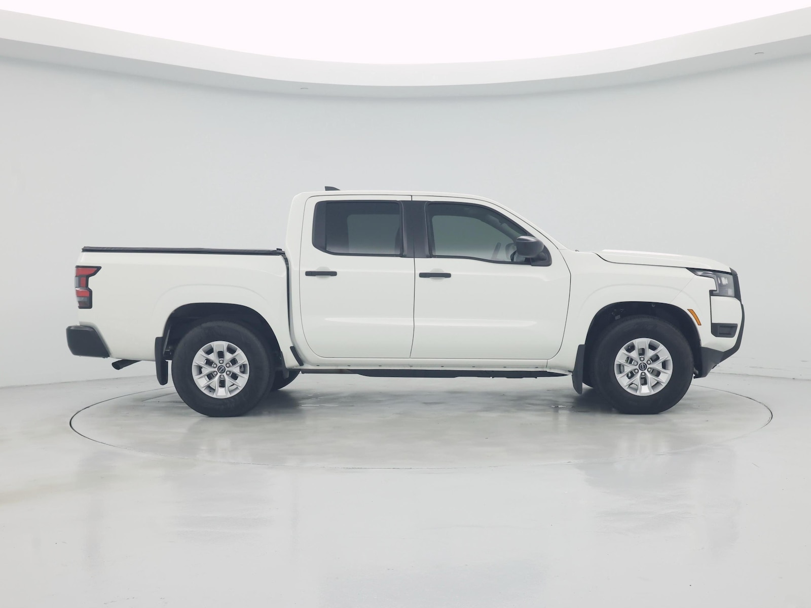 2026 Nissan Frontier S - Photo 8