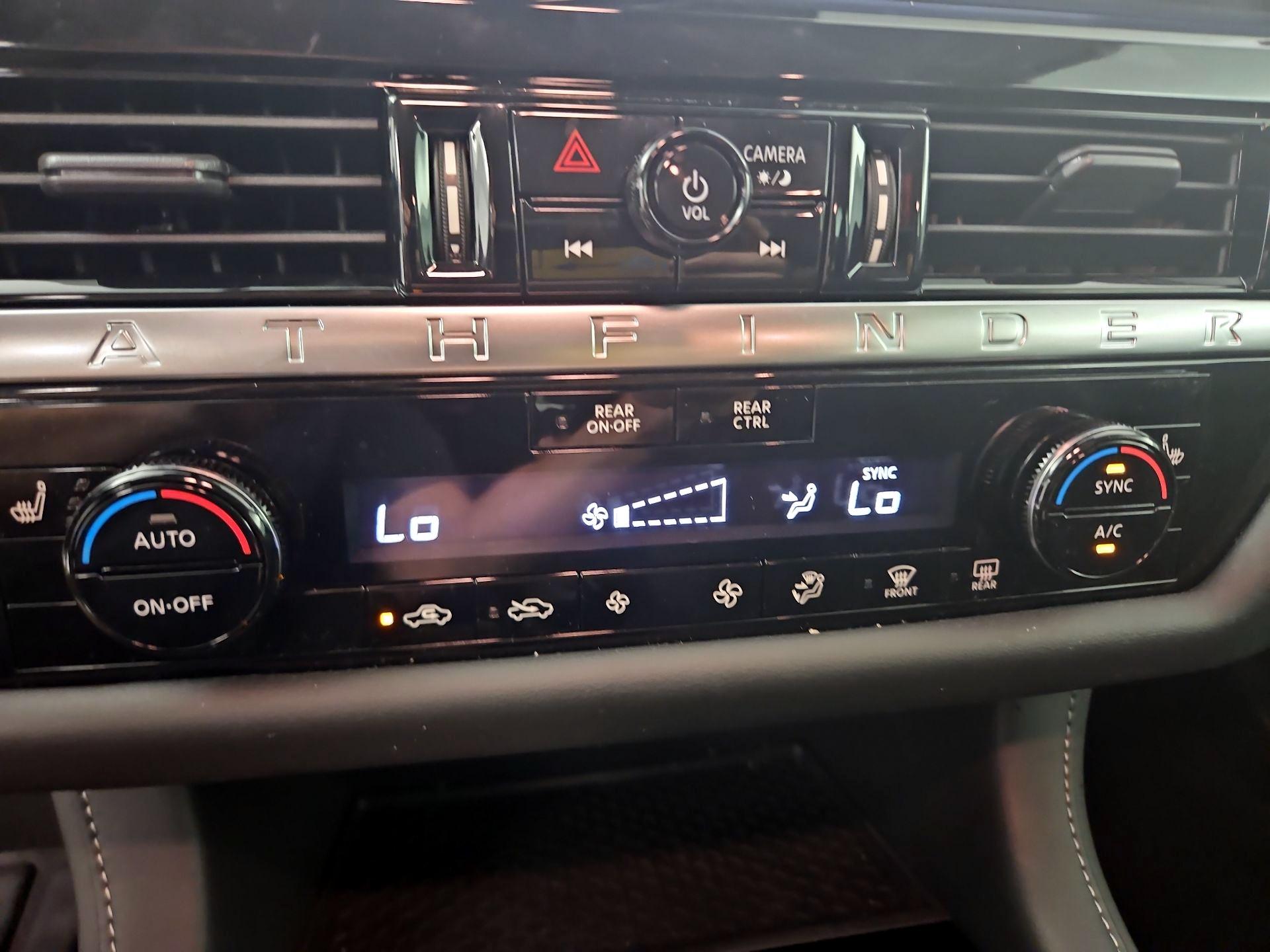 Thumbnail: 2026 Nissan Pathfinder - 16