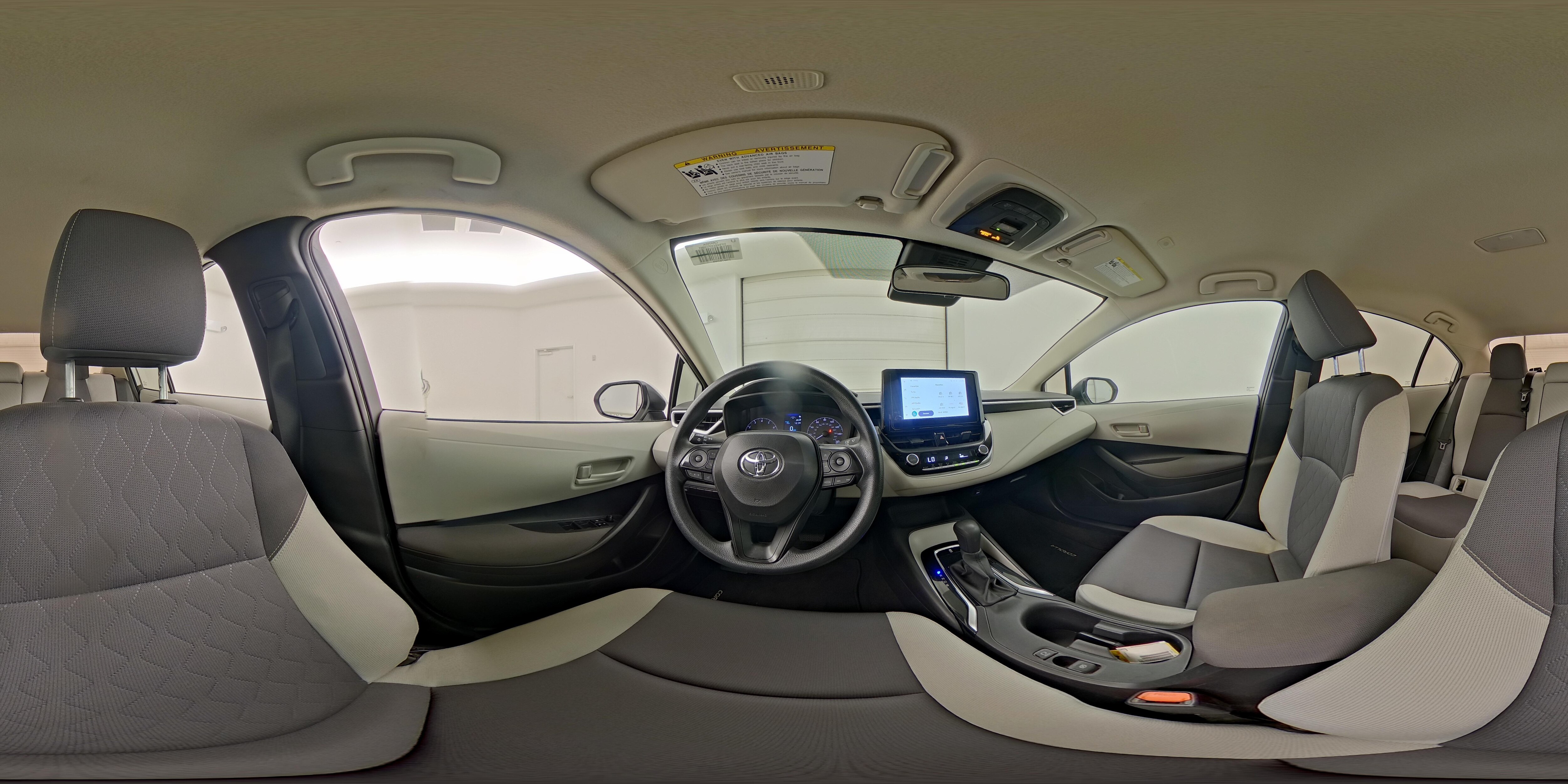 2025 Toyota Corolla LE - Photo 25