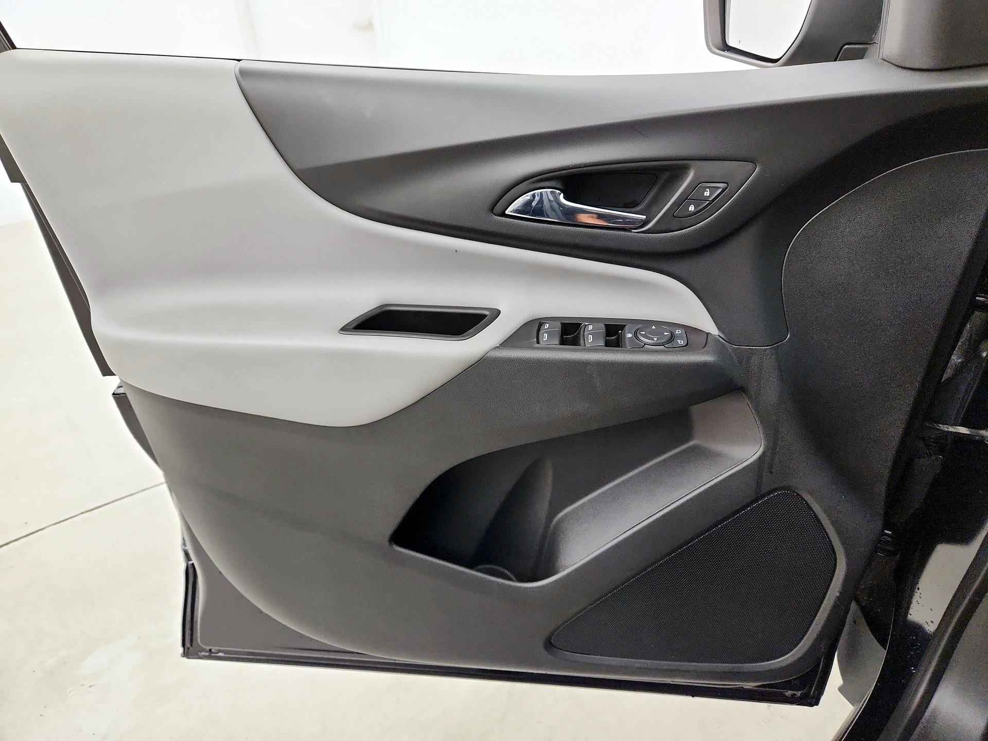 Thumbnail: 2020 Chevrolet Equinox - 12