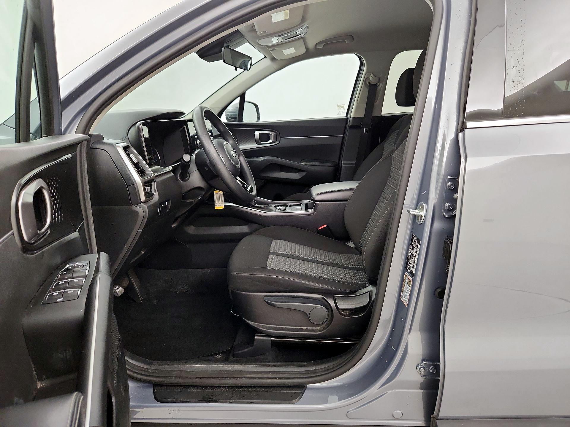 Thumbnail: 2021 Kia Sorento - 11
