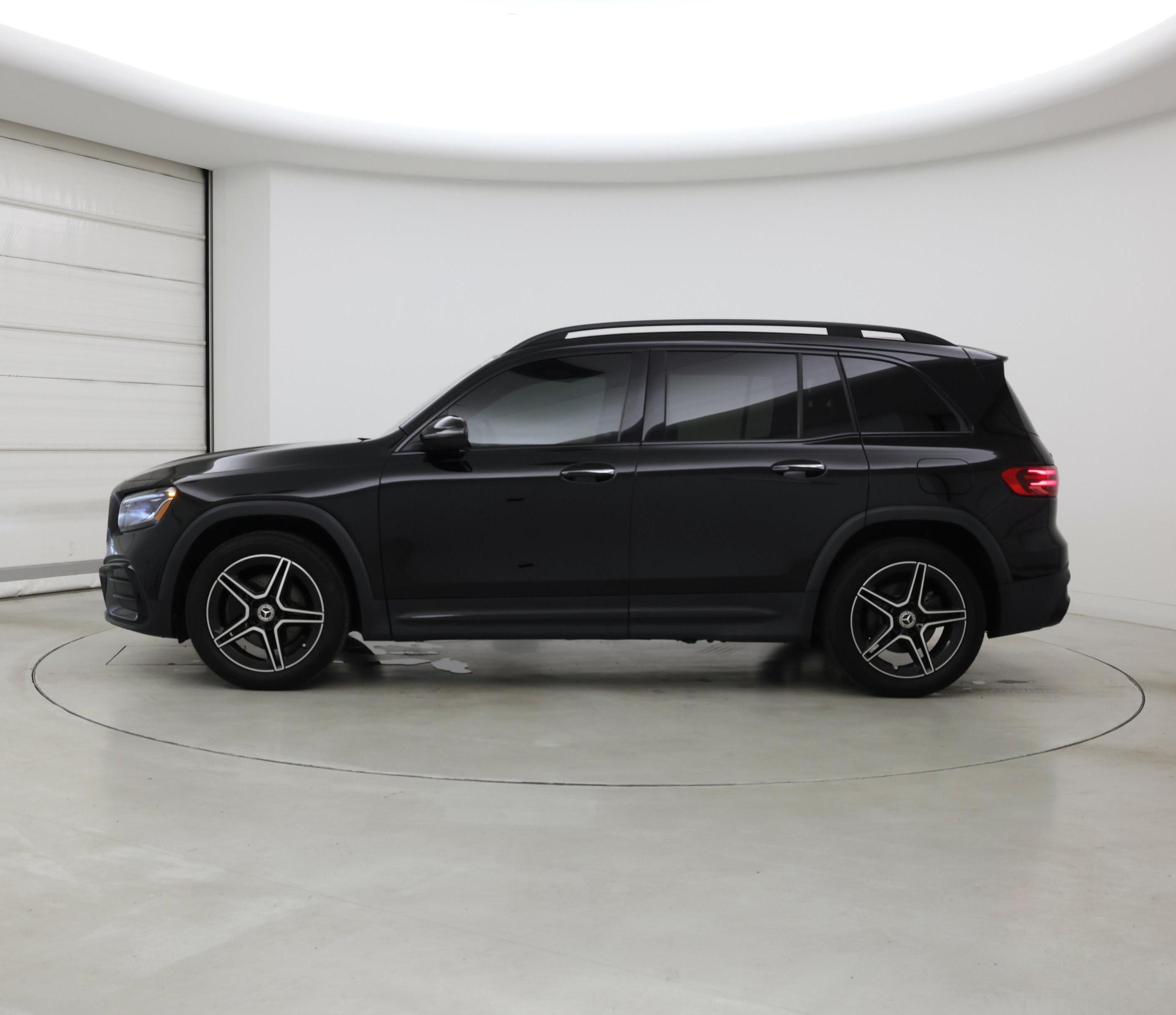 Thumbnail: 2024 Mercedes-Benz GLB - 3