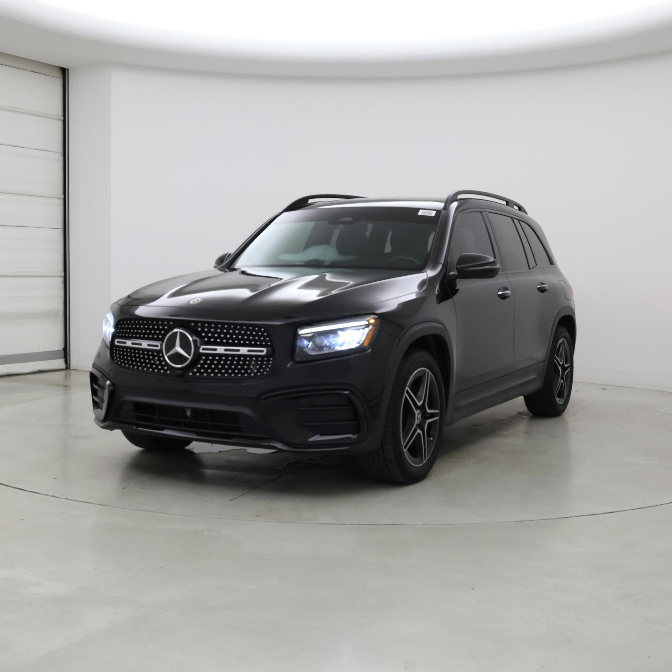 Thumbnail: 2024 Mercedes-Benz GLB - 4