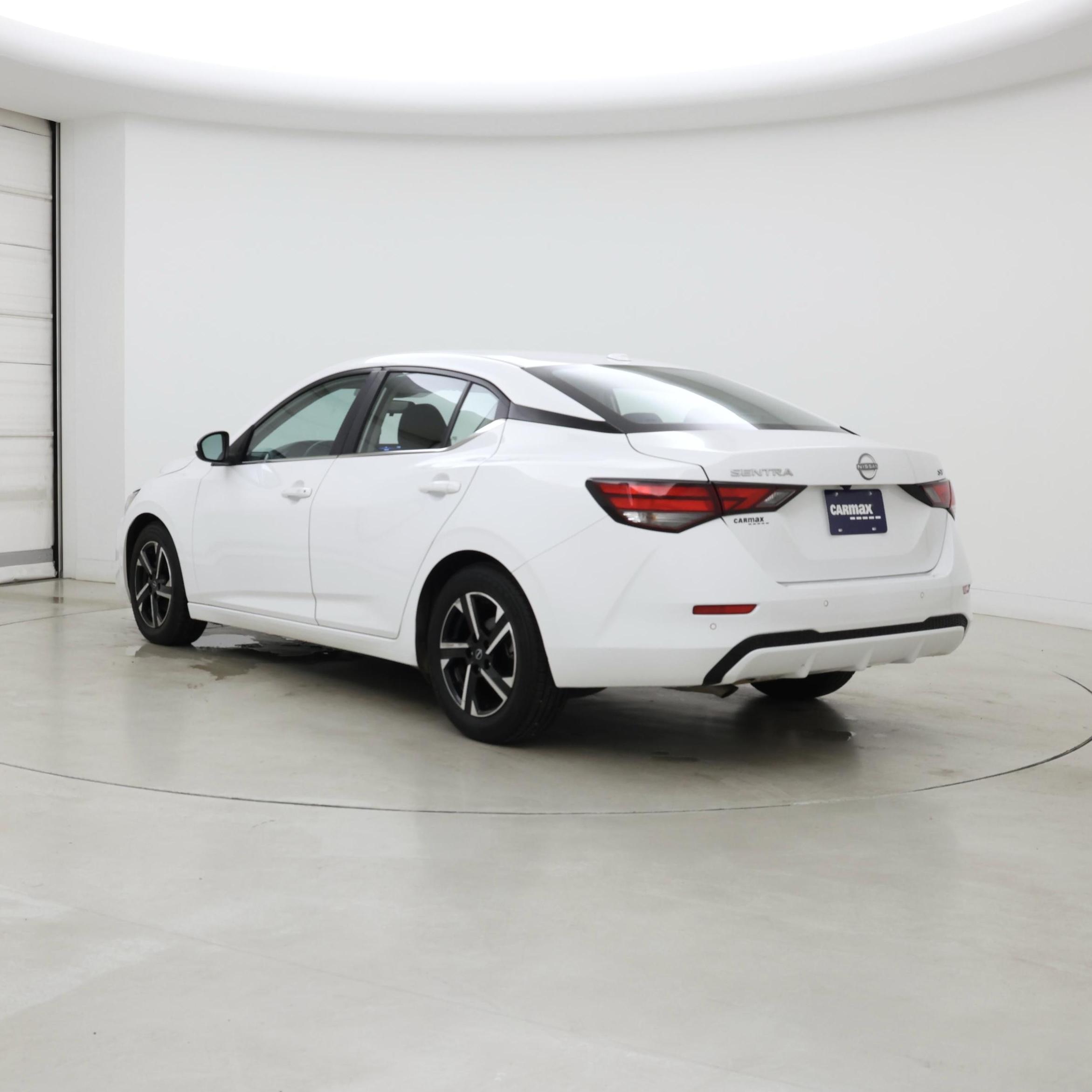 Thumbnail: 2024 Nissan Sentra - 2