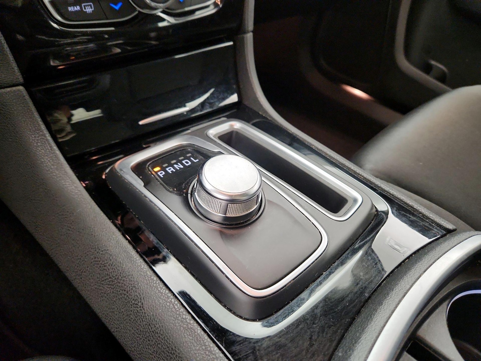 2023 Chrysler 300 Touring - Photo 18