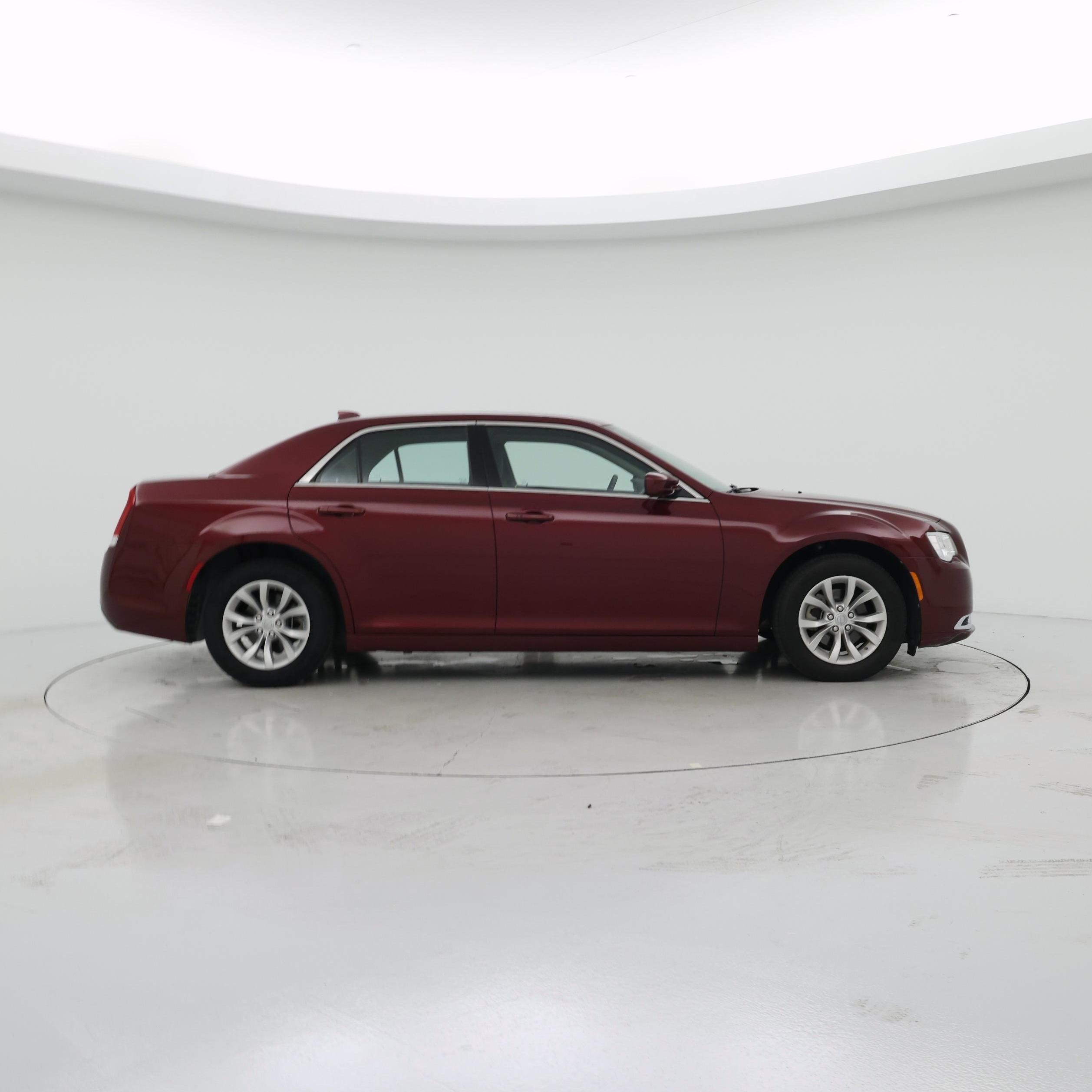 Thumbnail: 2023 Chrysler 300 - 7