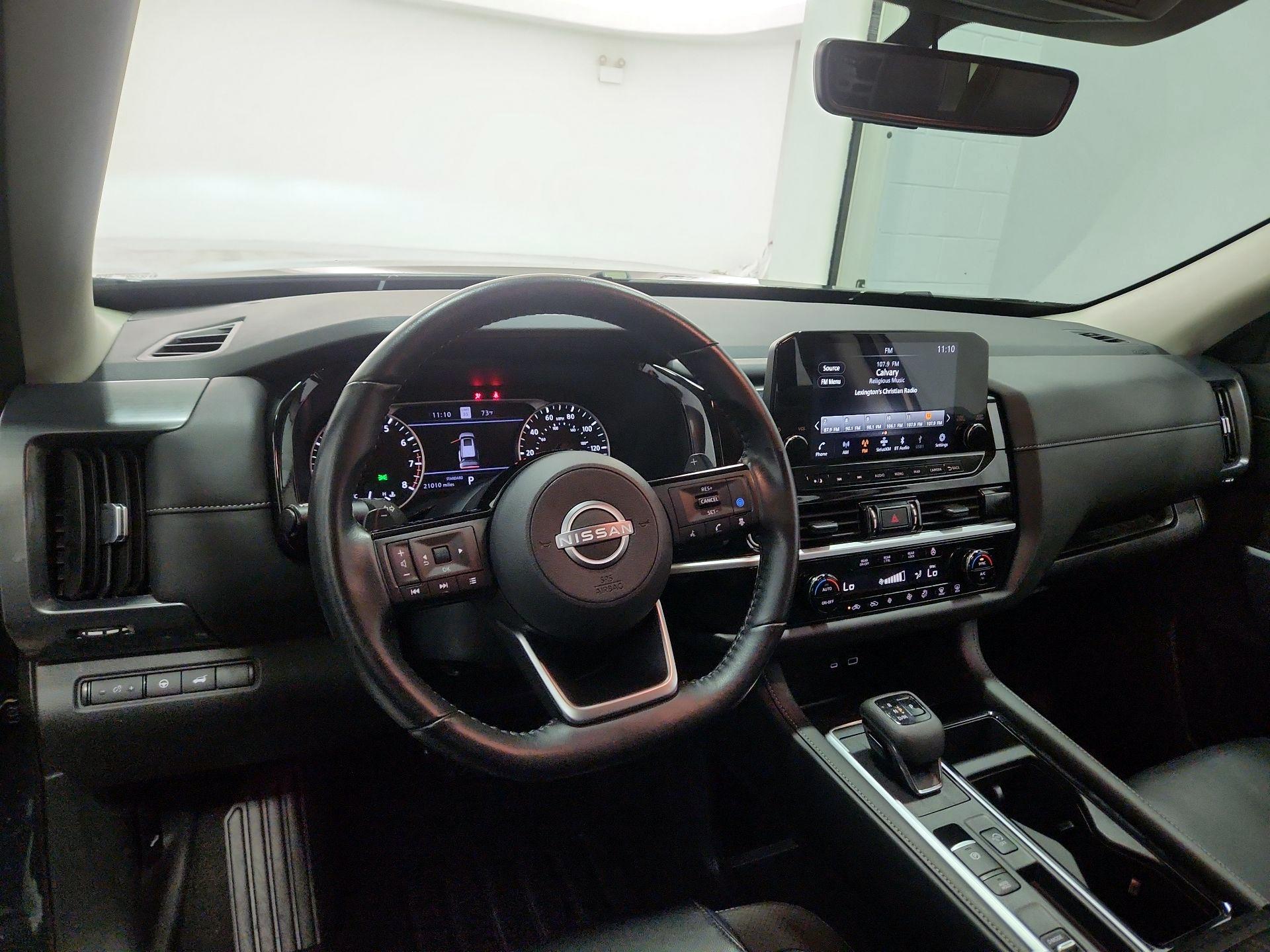 Thumbnail: 2024 Nissan Pathfinder - 9