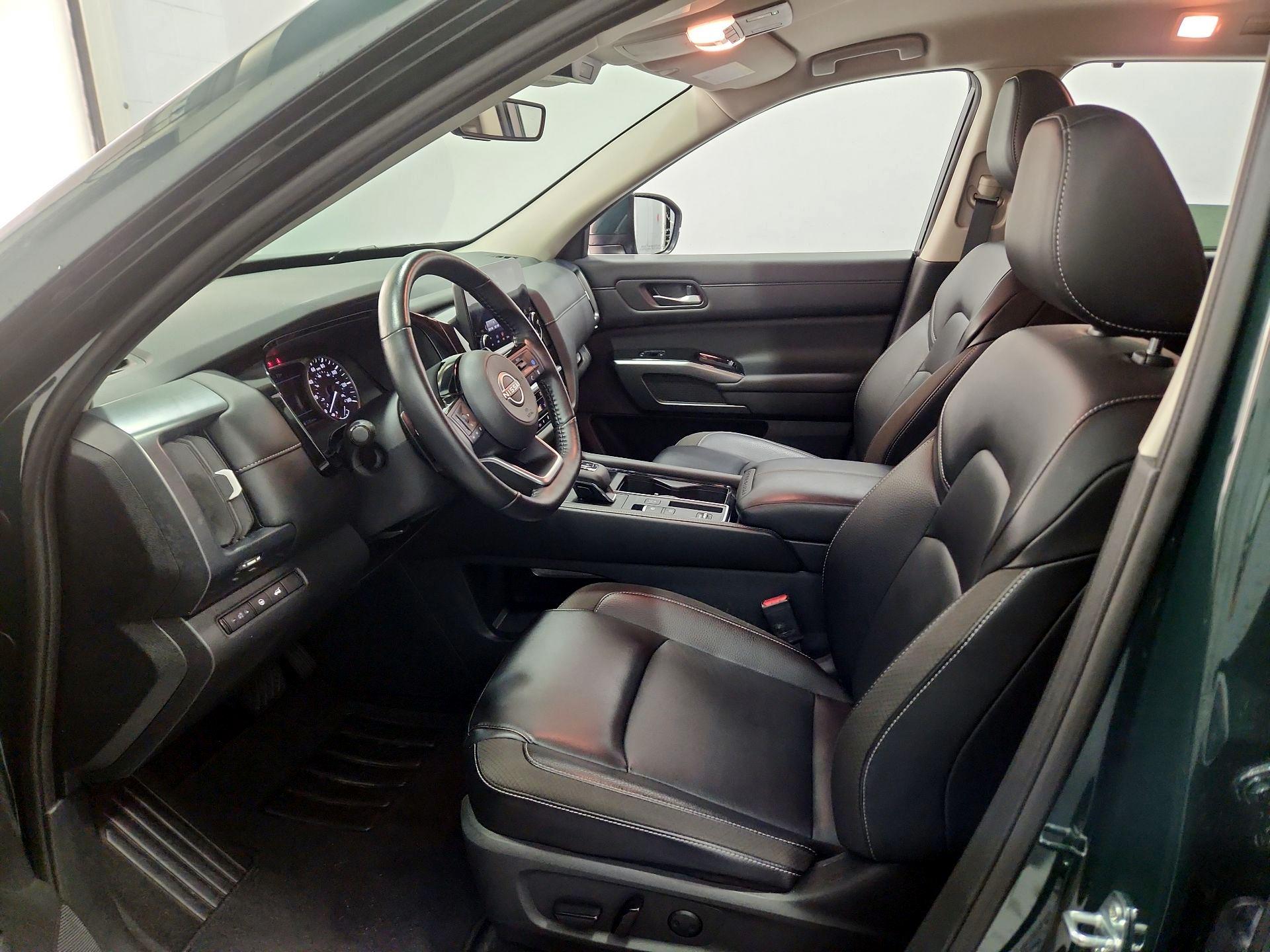 Thumbnail: 2024 Nissan Pathfinder - 11