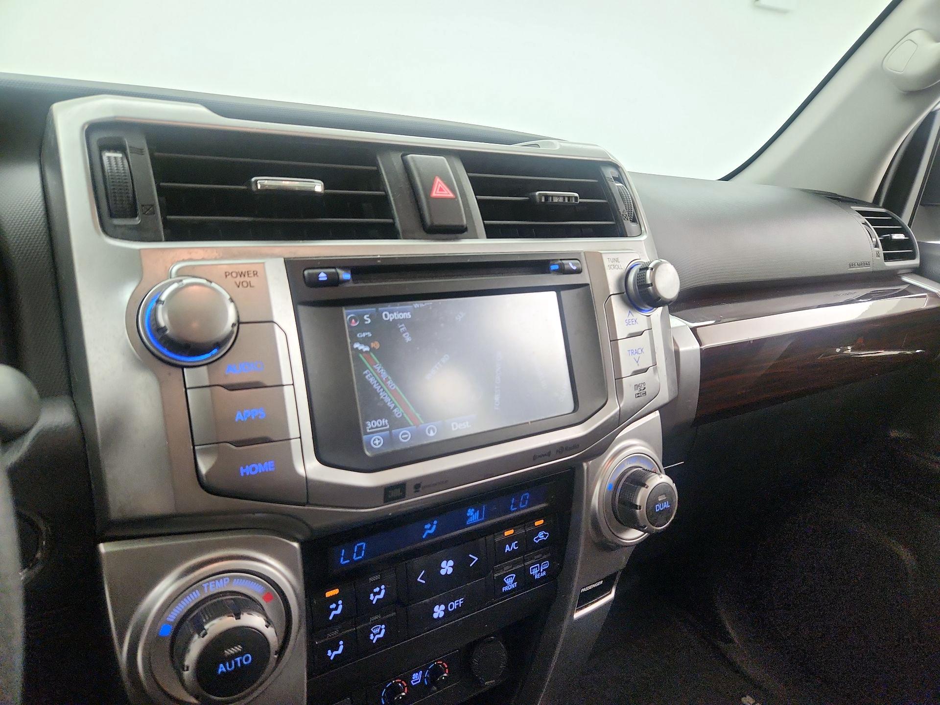 Thumbnail: 2018 Toyota 4Runner - 14