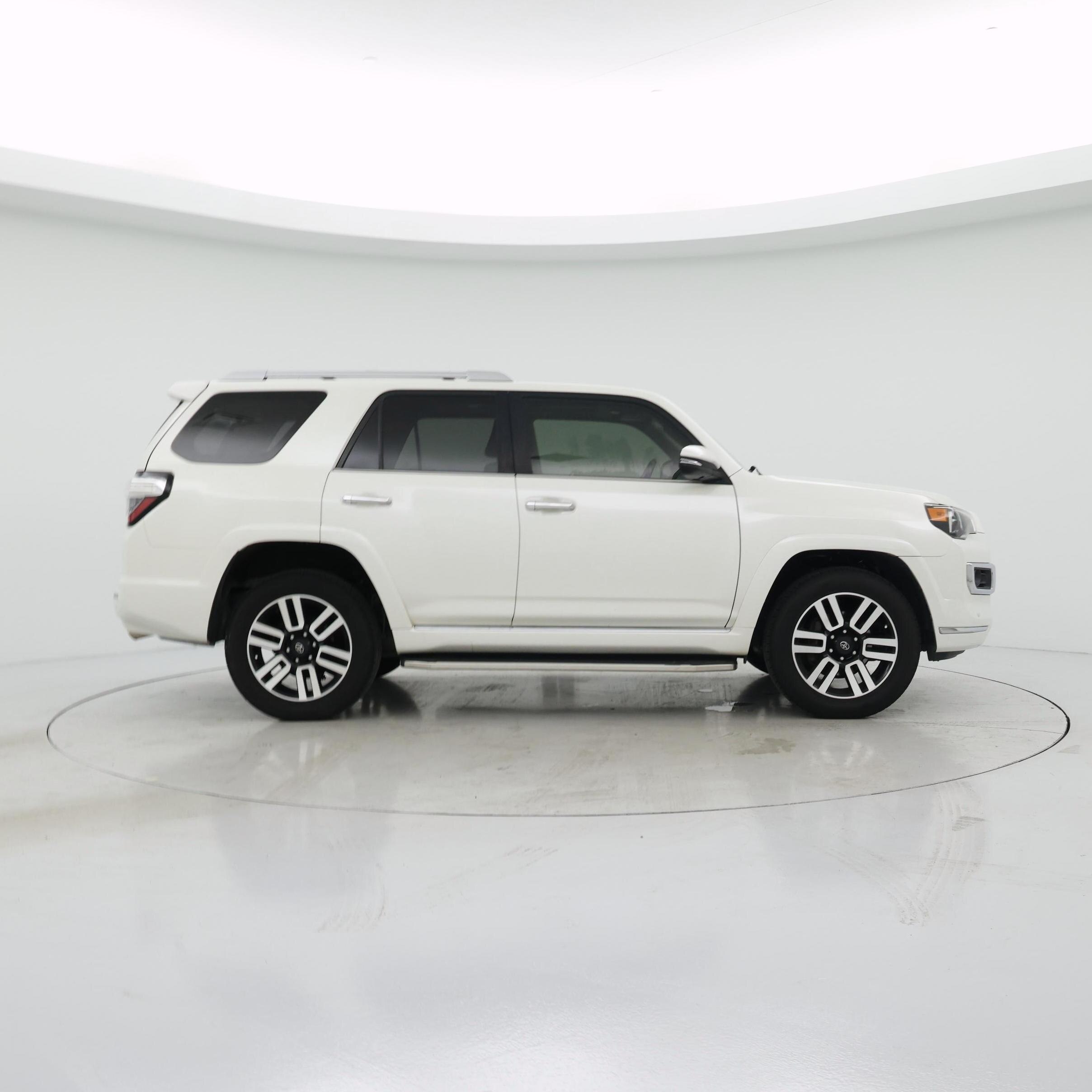 Thumbnail: 2018 Toyota 4Runner - 7