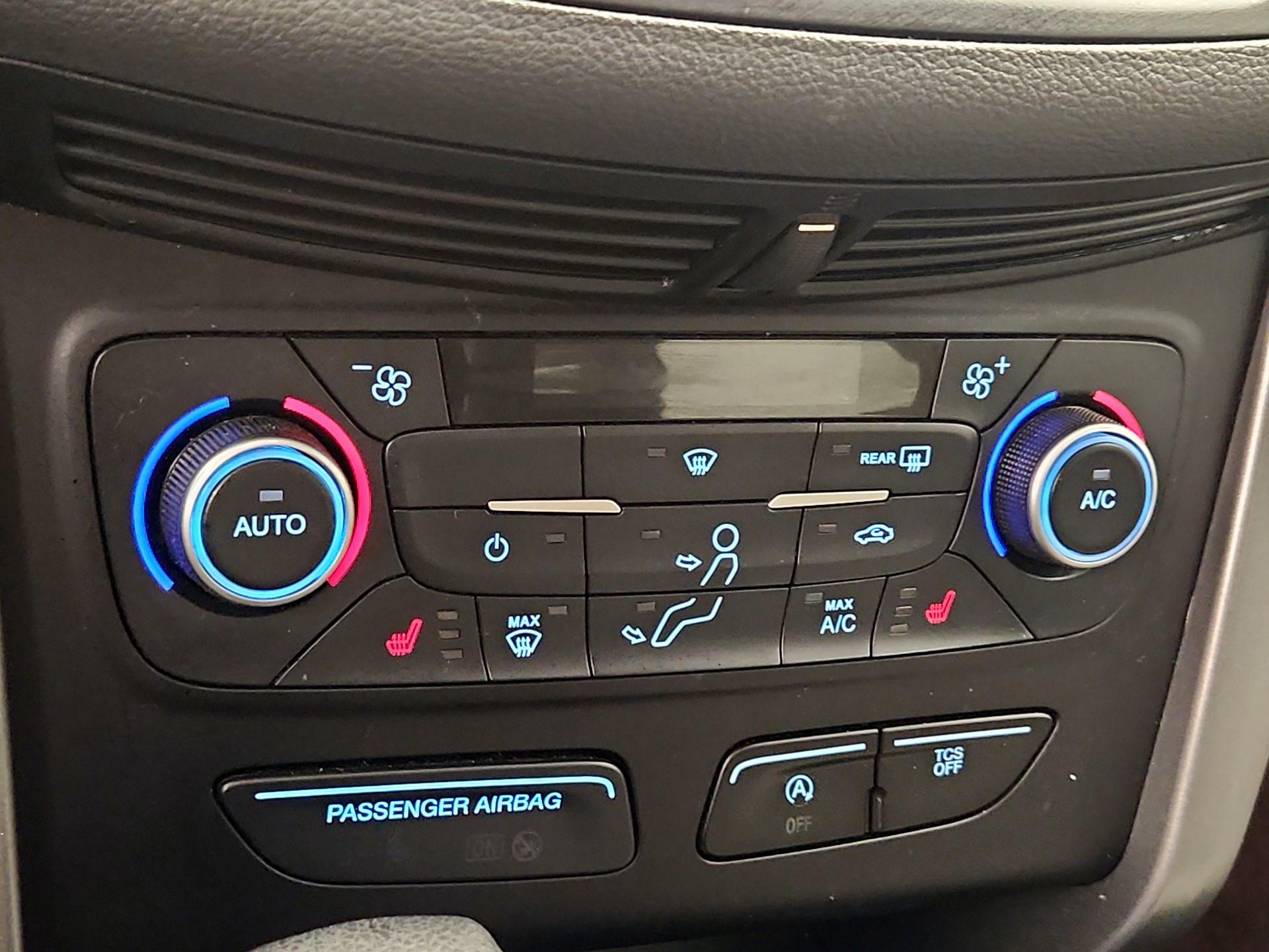 Thumbnail: 2018 Ford Escape - 16