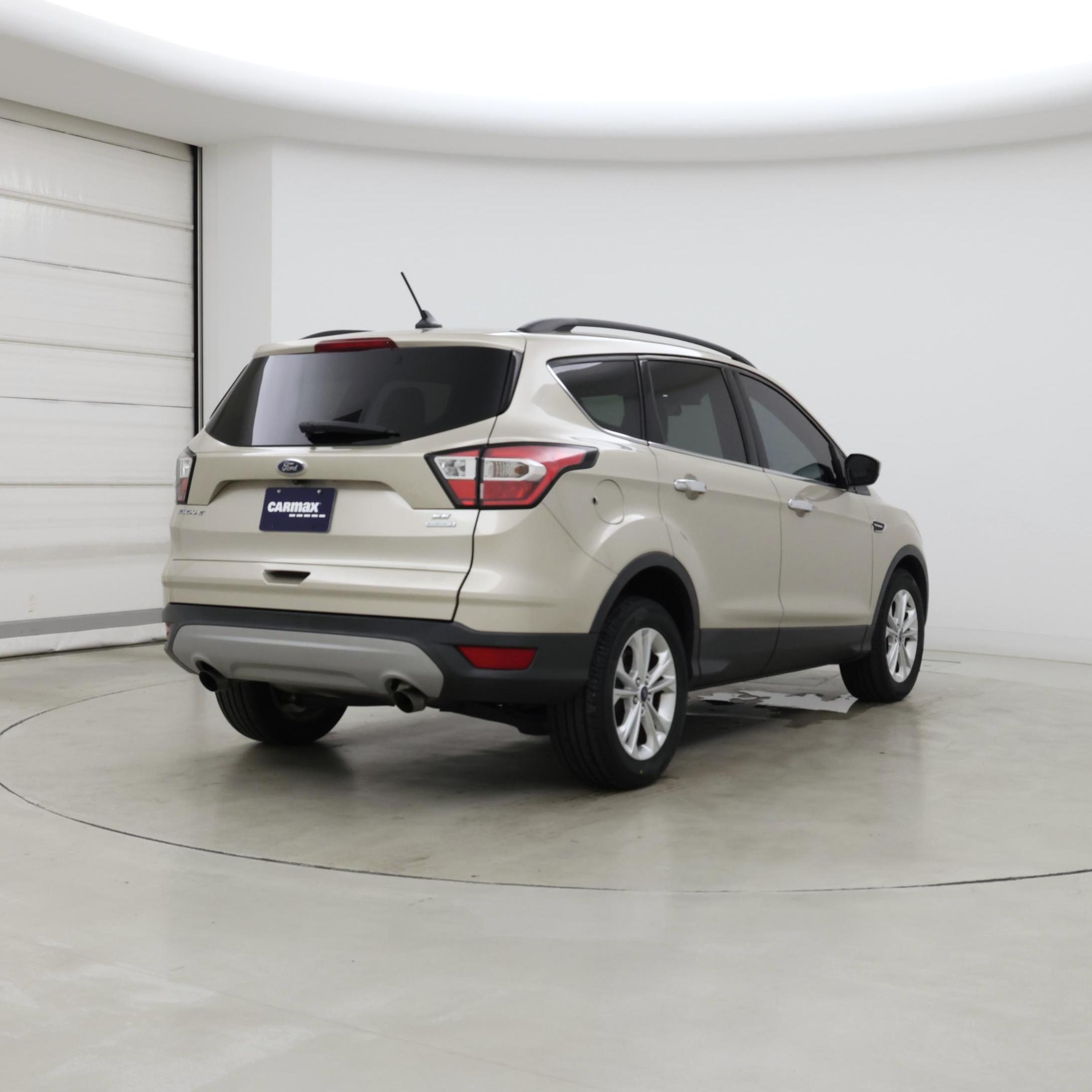 Thumbnail: 2018 Ford Escape - 8