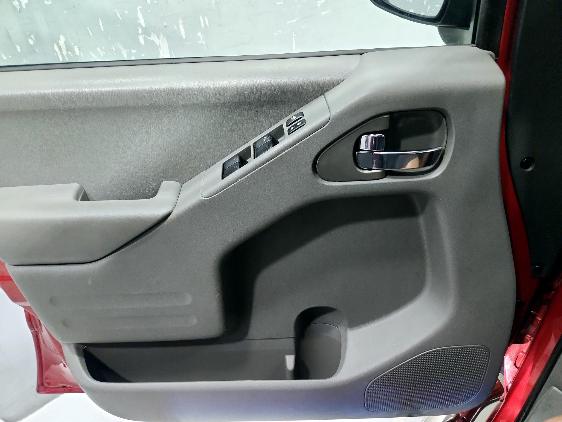 Thumbnail: 2018 Nissan Frontier - 12