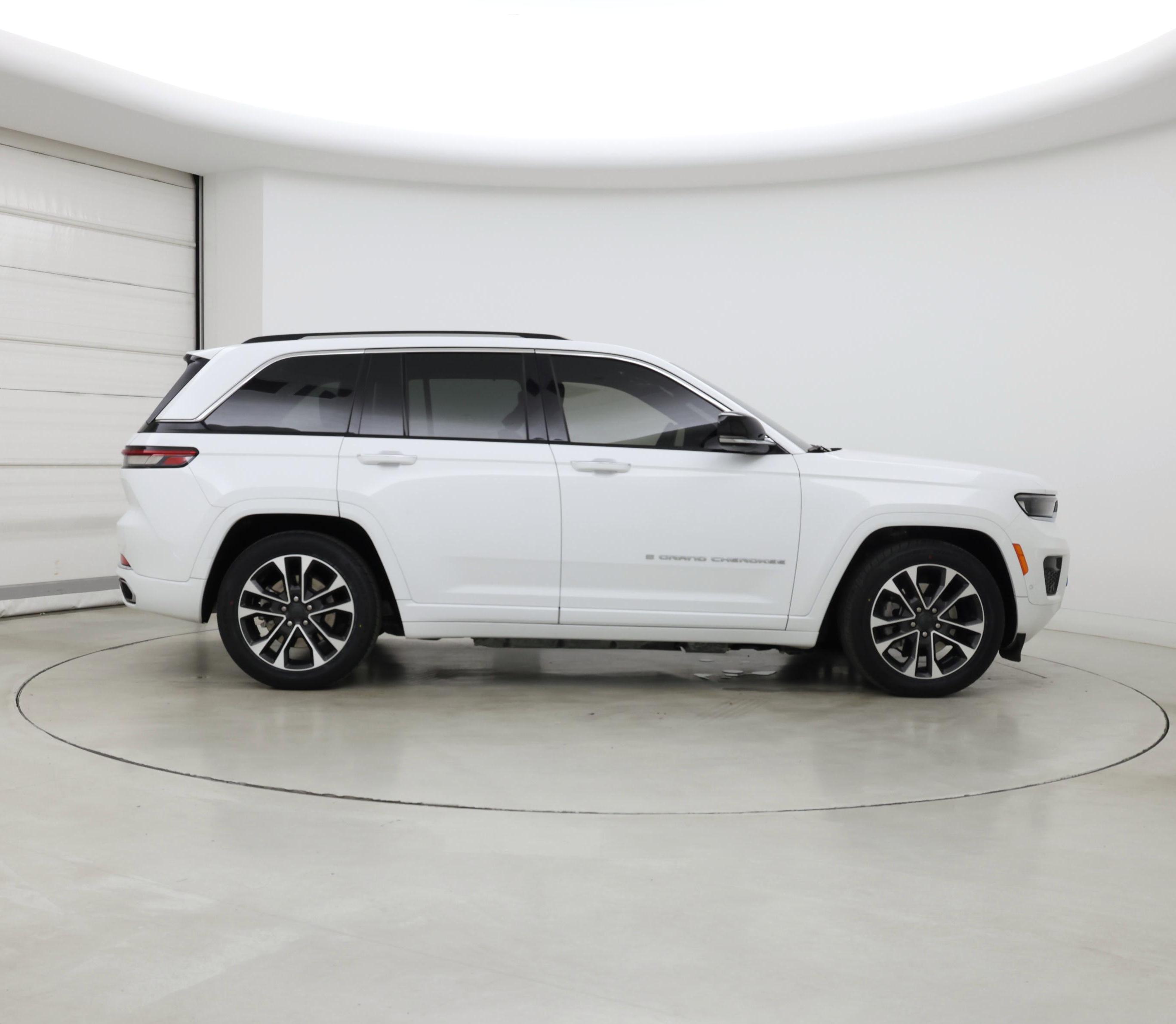 Thumbnail: 2023 Jeep Grand Cherokee - 7