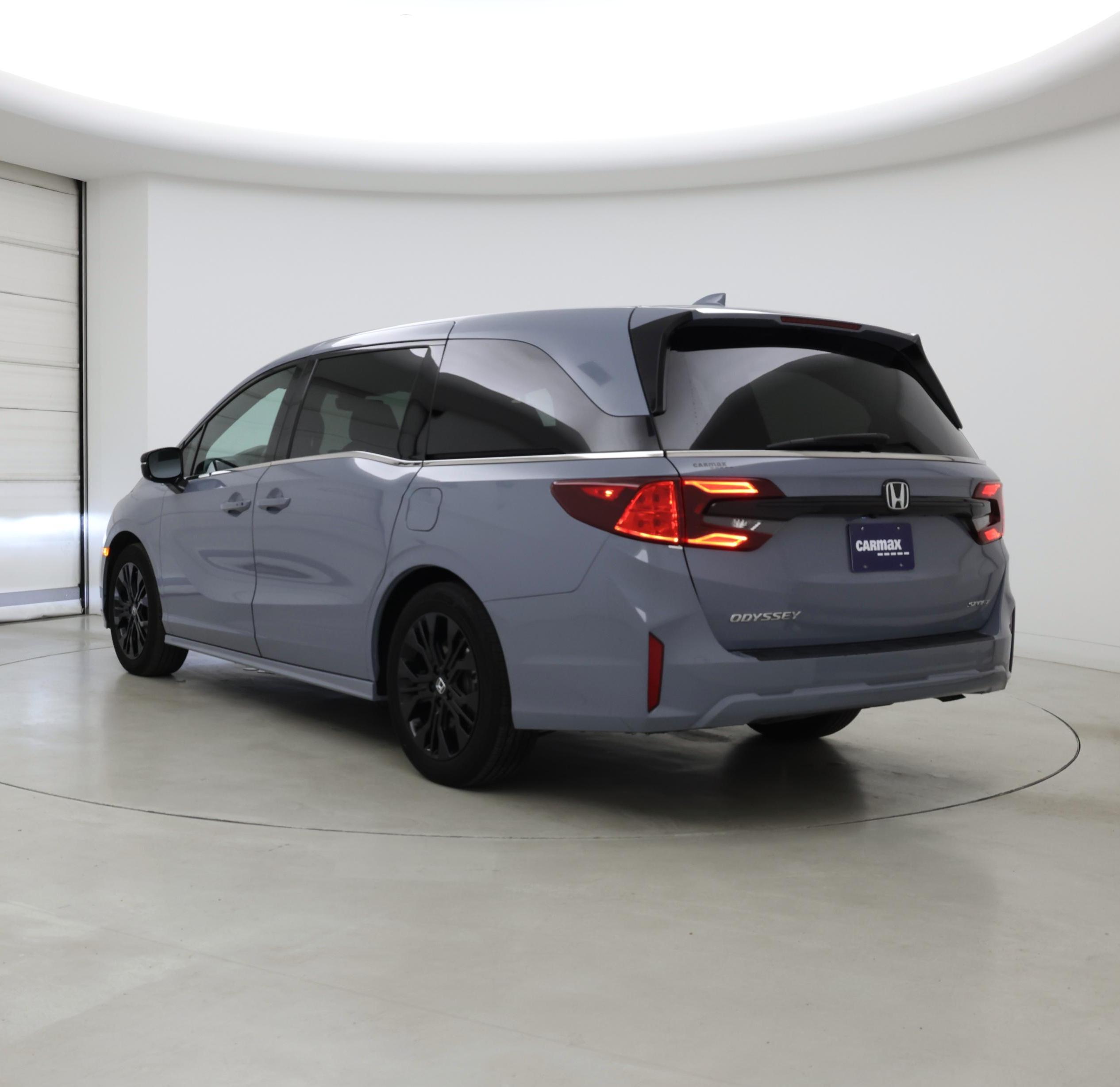 Thumbnail: 2025 Honda Odyssey - 2