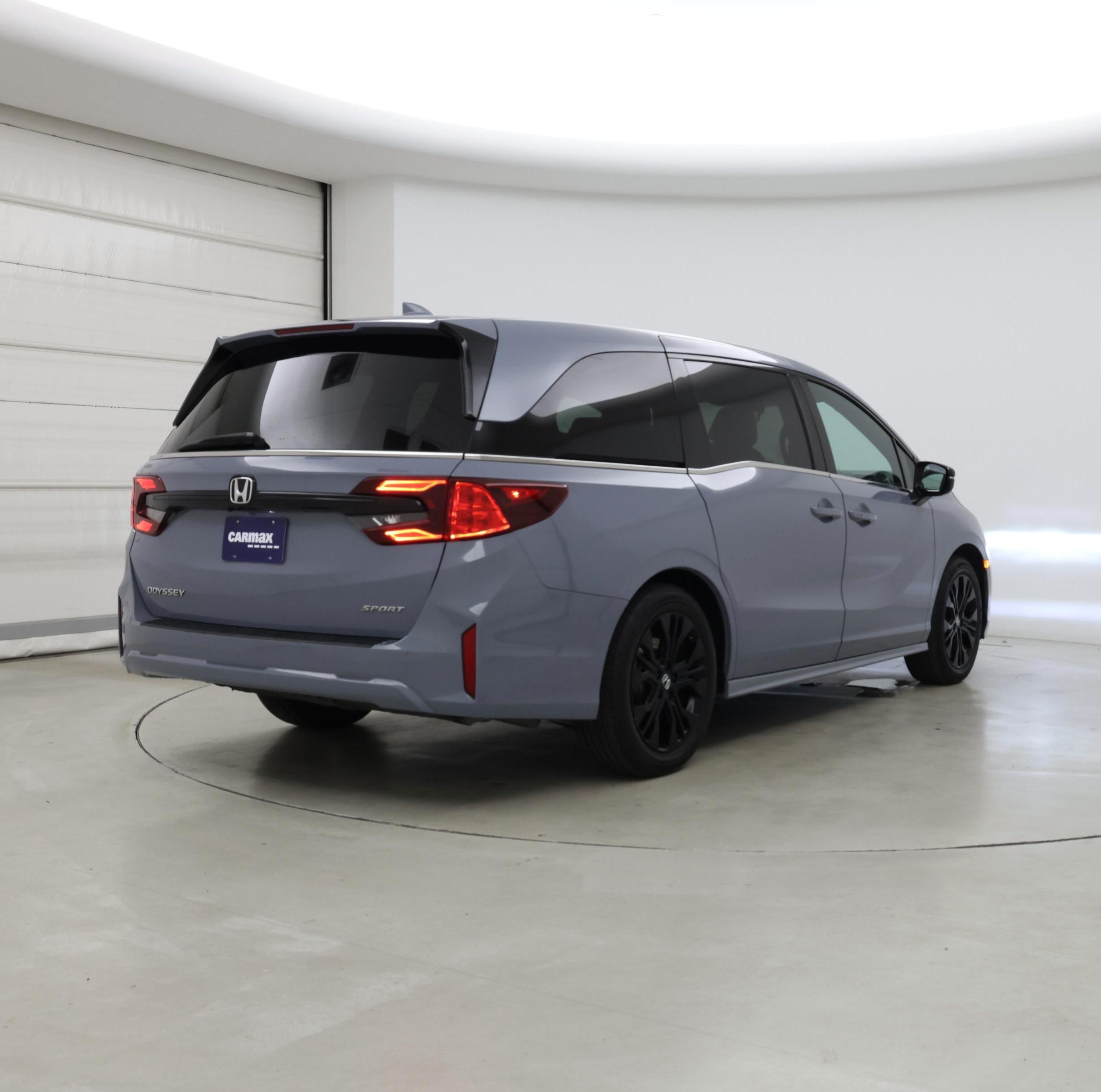 Thumbnail: 2025 Honda Odyssey - 8