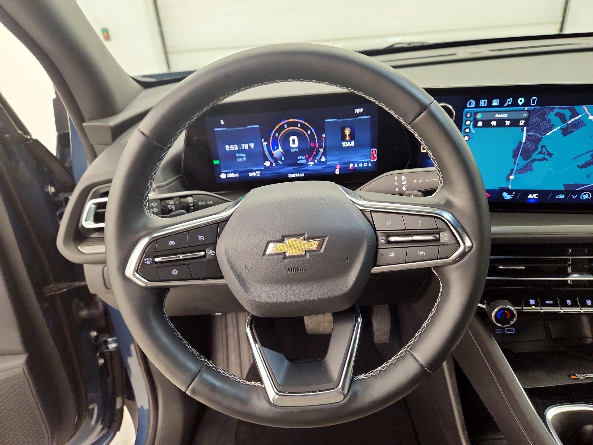 Thumbnail: 2025 Chevrolet Traverse - 10